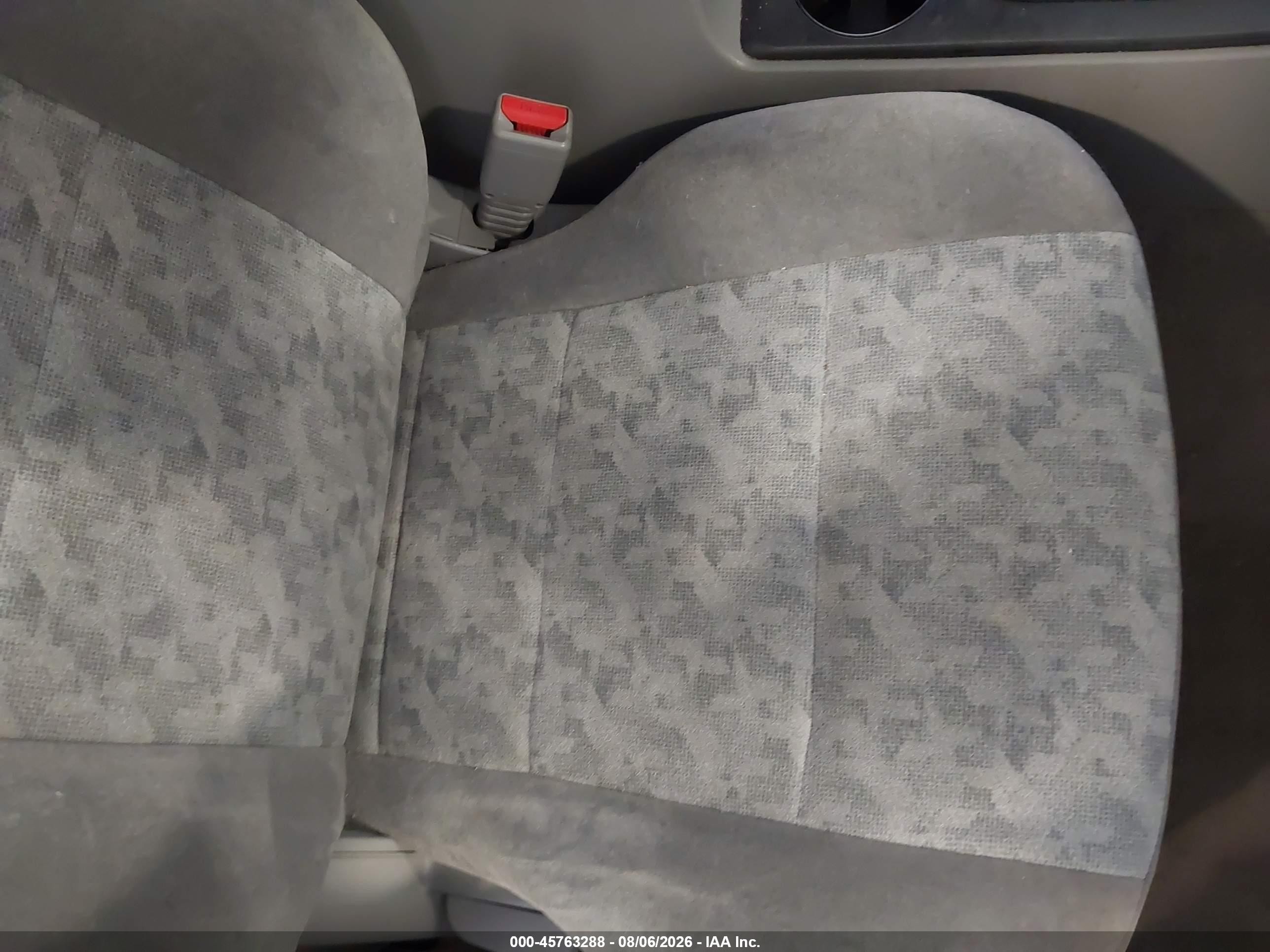 2008 Kia Sorento Lx Silver vin: KNDJD735085848130