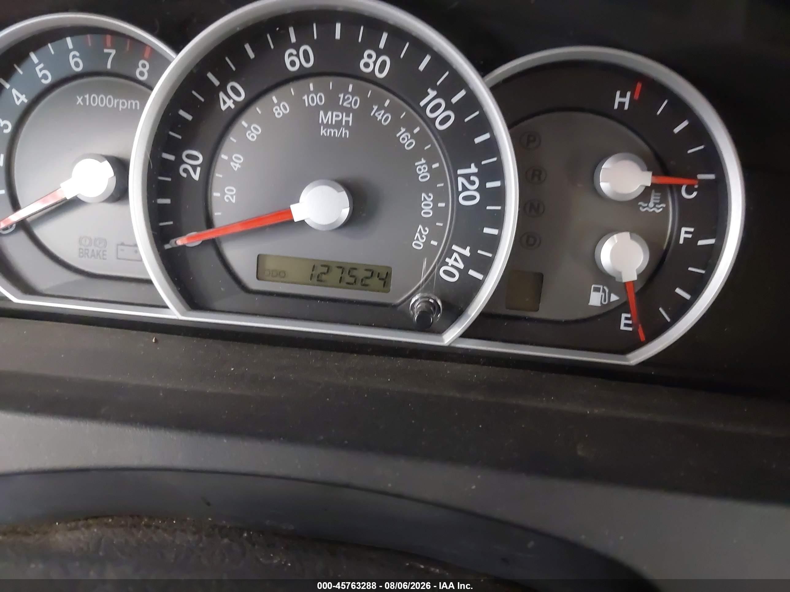 2008 Kia Sorento Lx Silver vin: KNDJD735085848130