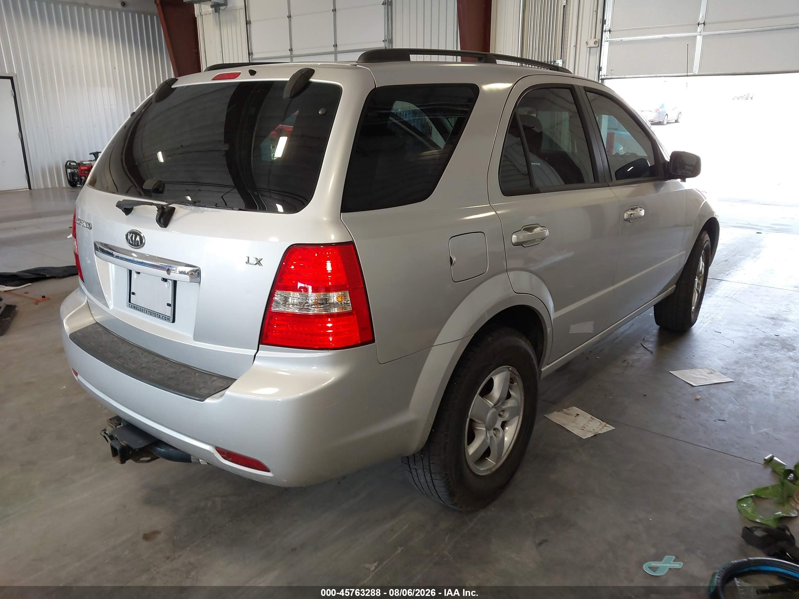 2008 Kia Sorento Lx Silver vin: KNDJD735085848130