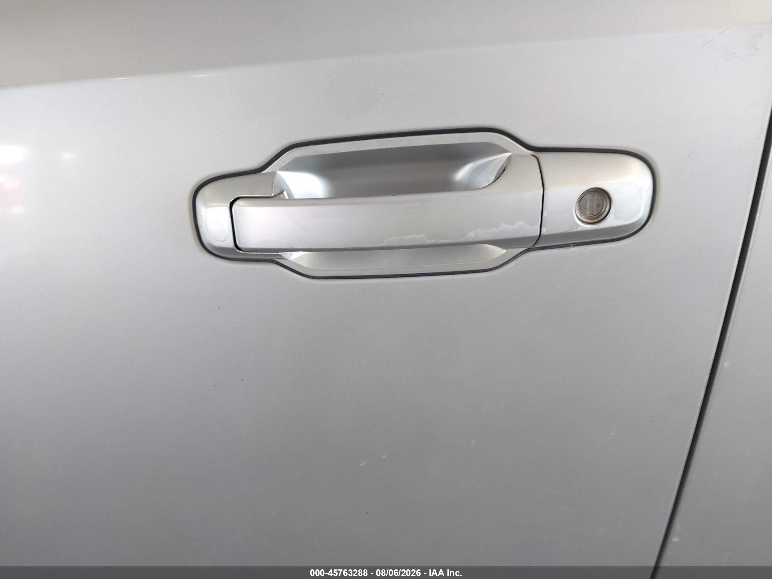 2008 Kia Sorento Lx Silver vin: KNDJD735085848130