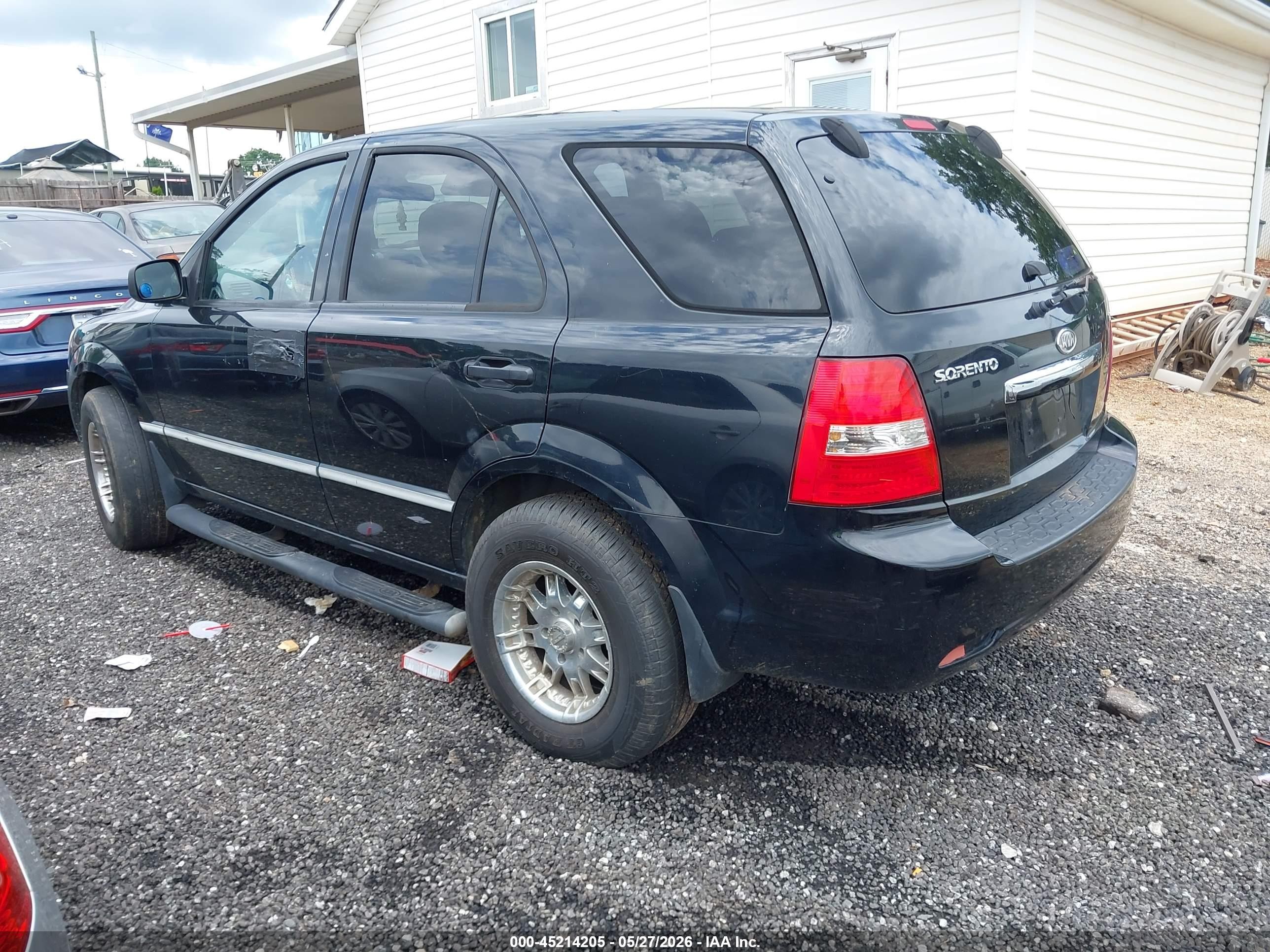 2008 Kia Sorento Lx Base Черный vin: KNDJD735185840263