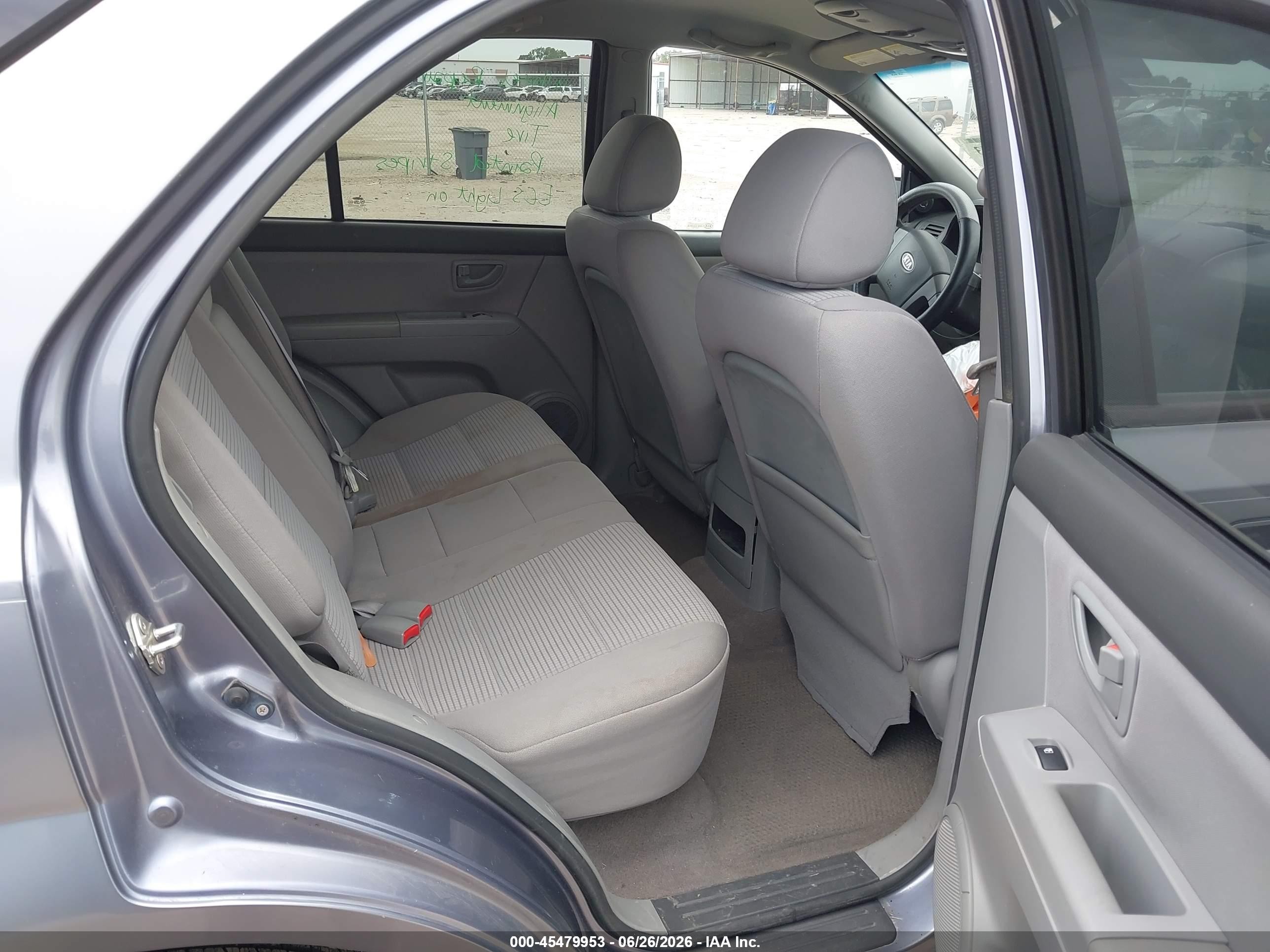 2009 Kia Sorento Lx Base Gray vin: KNDJD735195888752