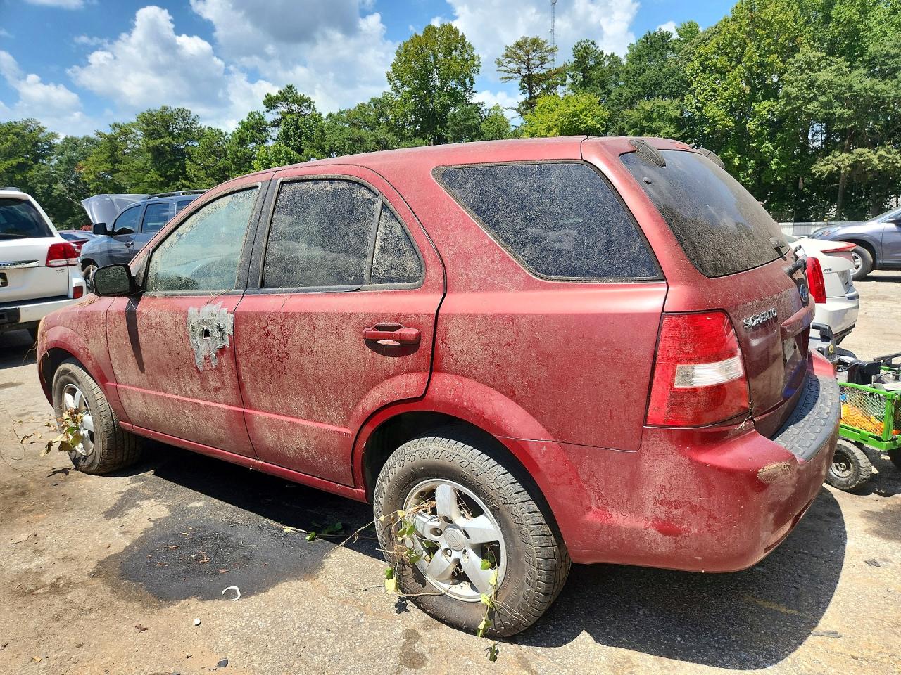 2009 Kia Sorento Base Red vin: KNDJD735195889710
