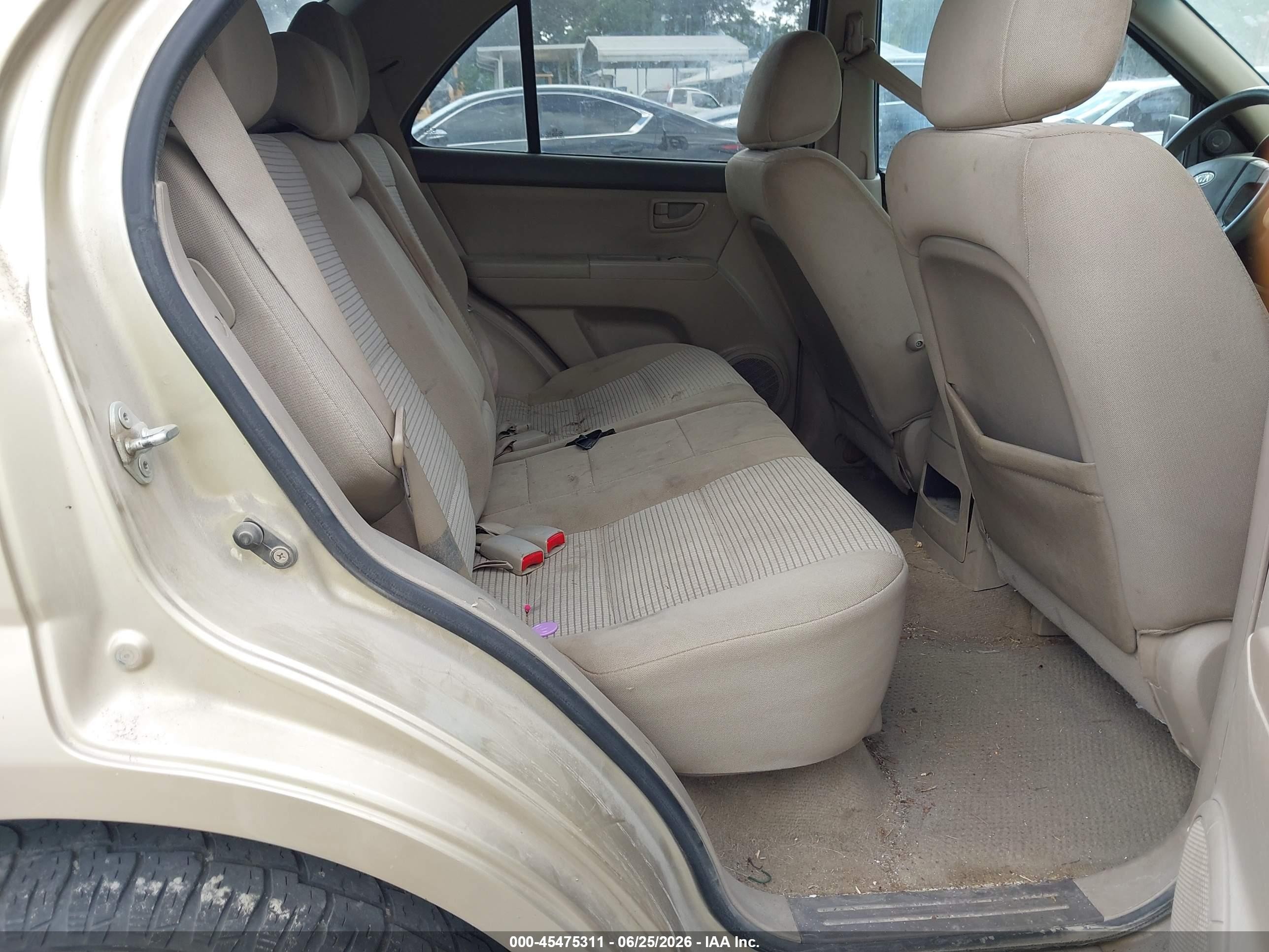 2009 Kia Sorento Lx Base Gold vin: KNDJD735295888789