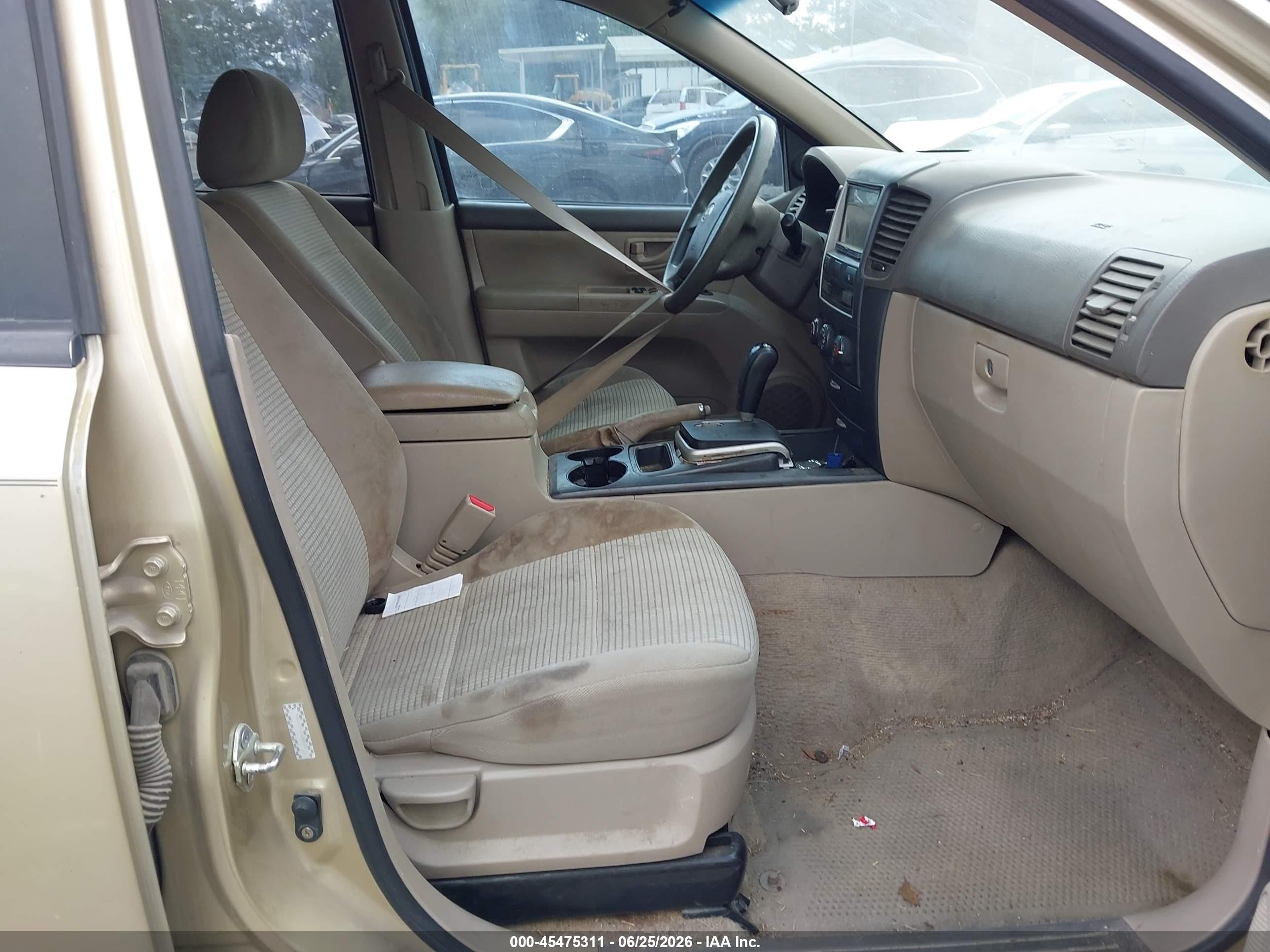 2009 Kia Sorento Lx Base Gold vin: KNDJD735295888789