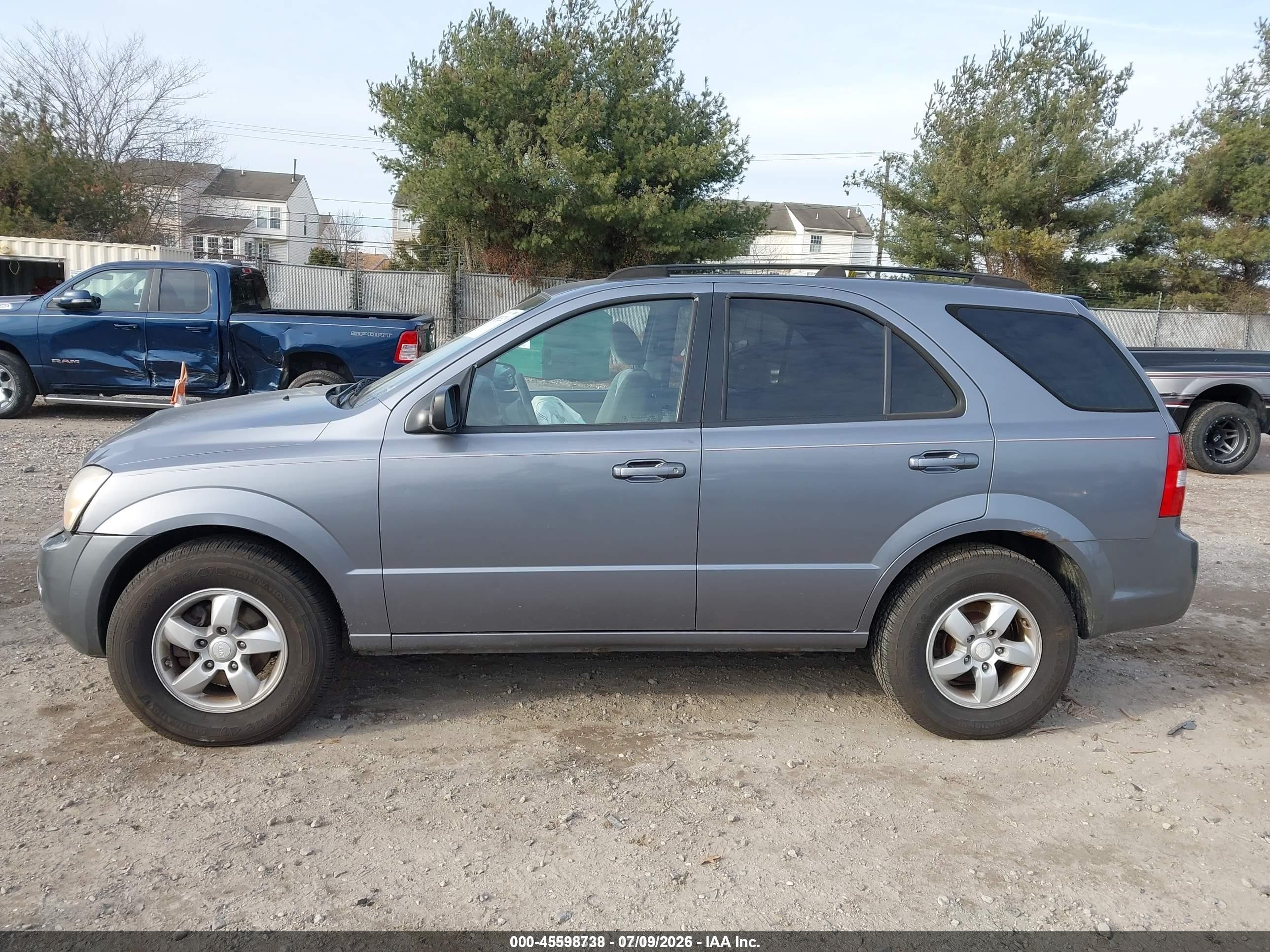 2008 Kia Sorento Lx Gray vin: KNDJD735385764481