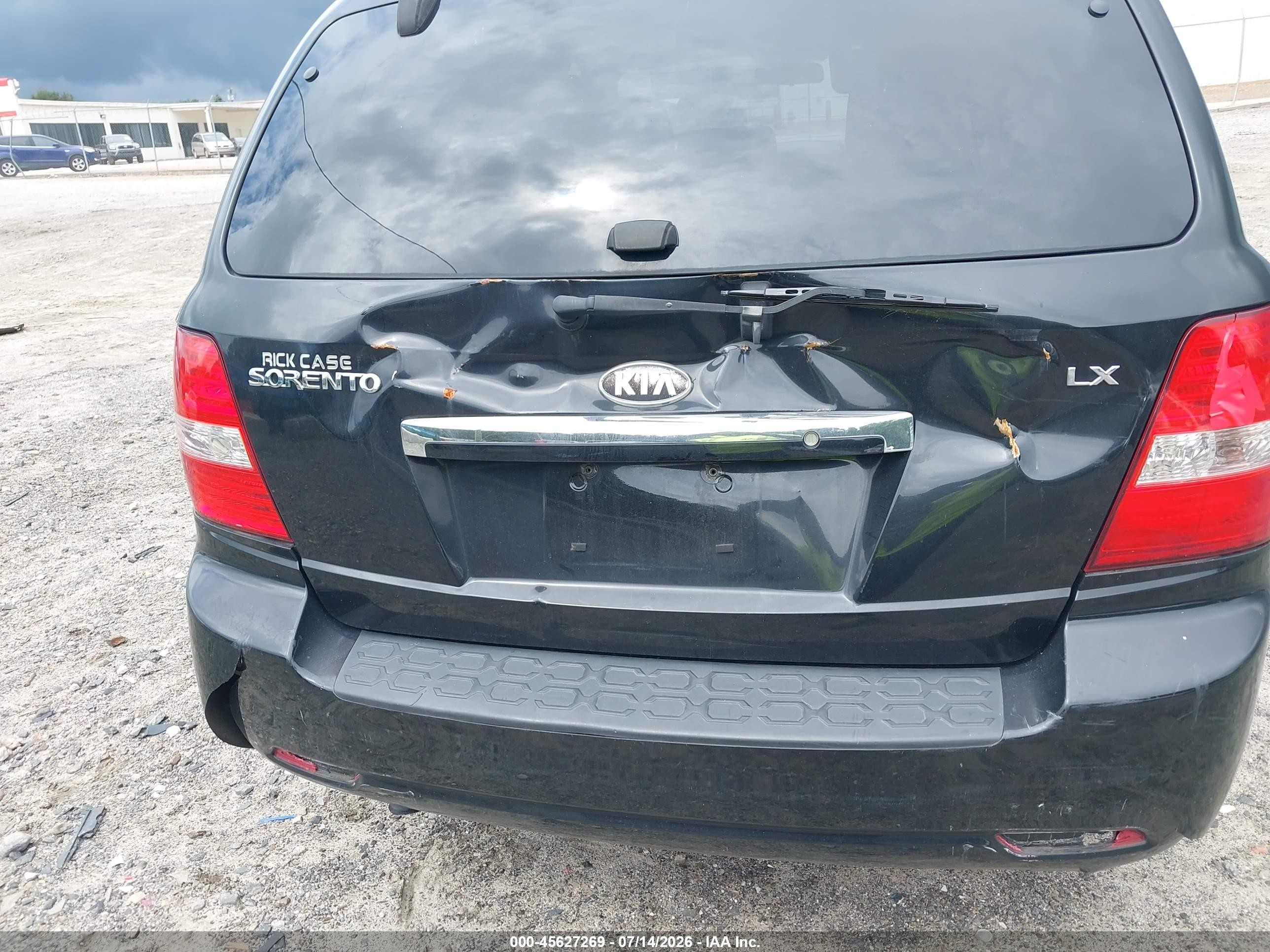 2008 Kia Sorento Lx Base Black vin: KNDJD735385813677