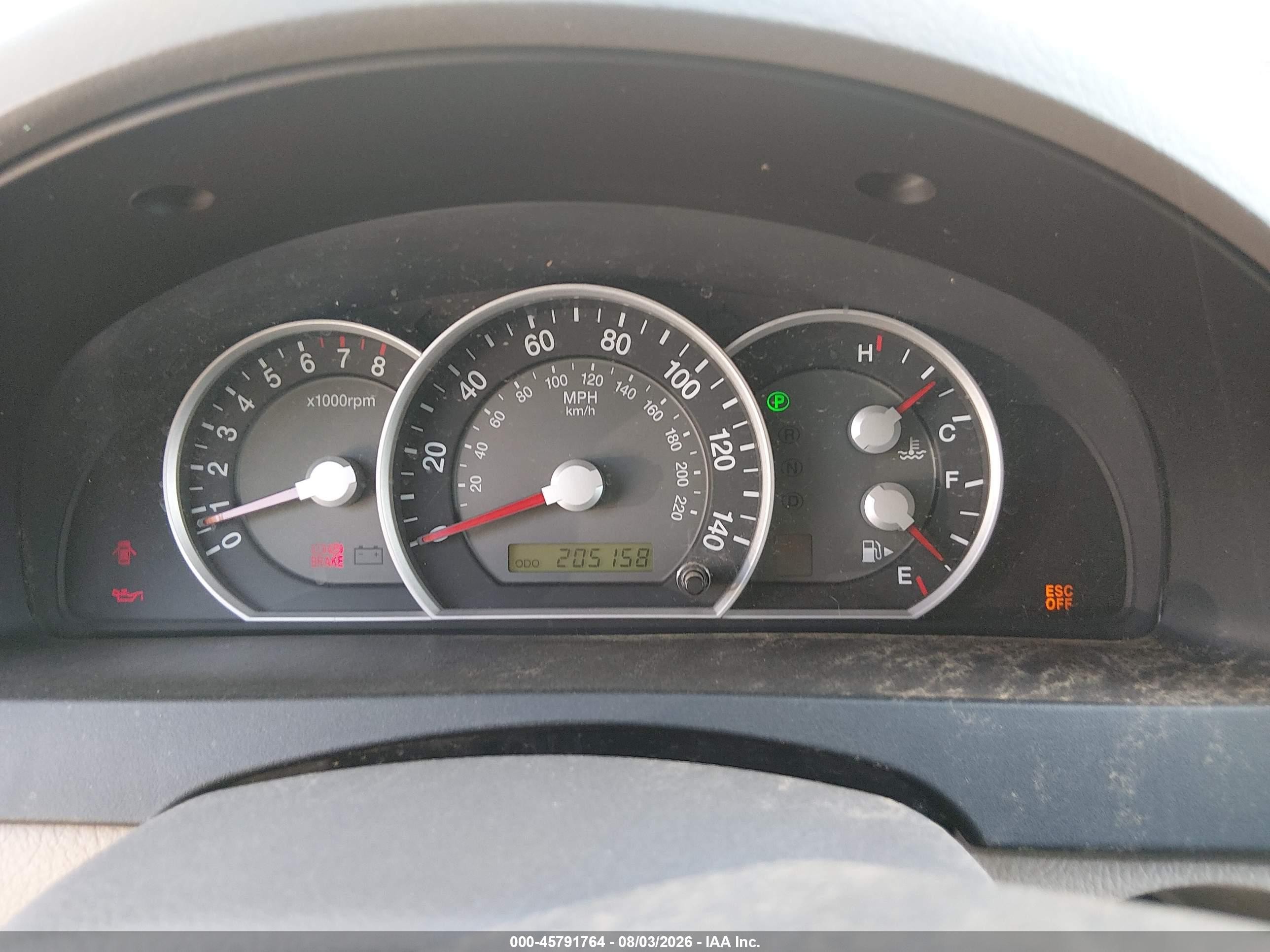 2008 Kia Sorento Lx Base White vin: KNDJD735385847375