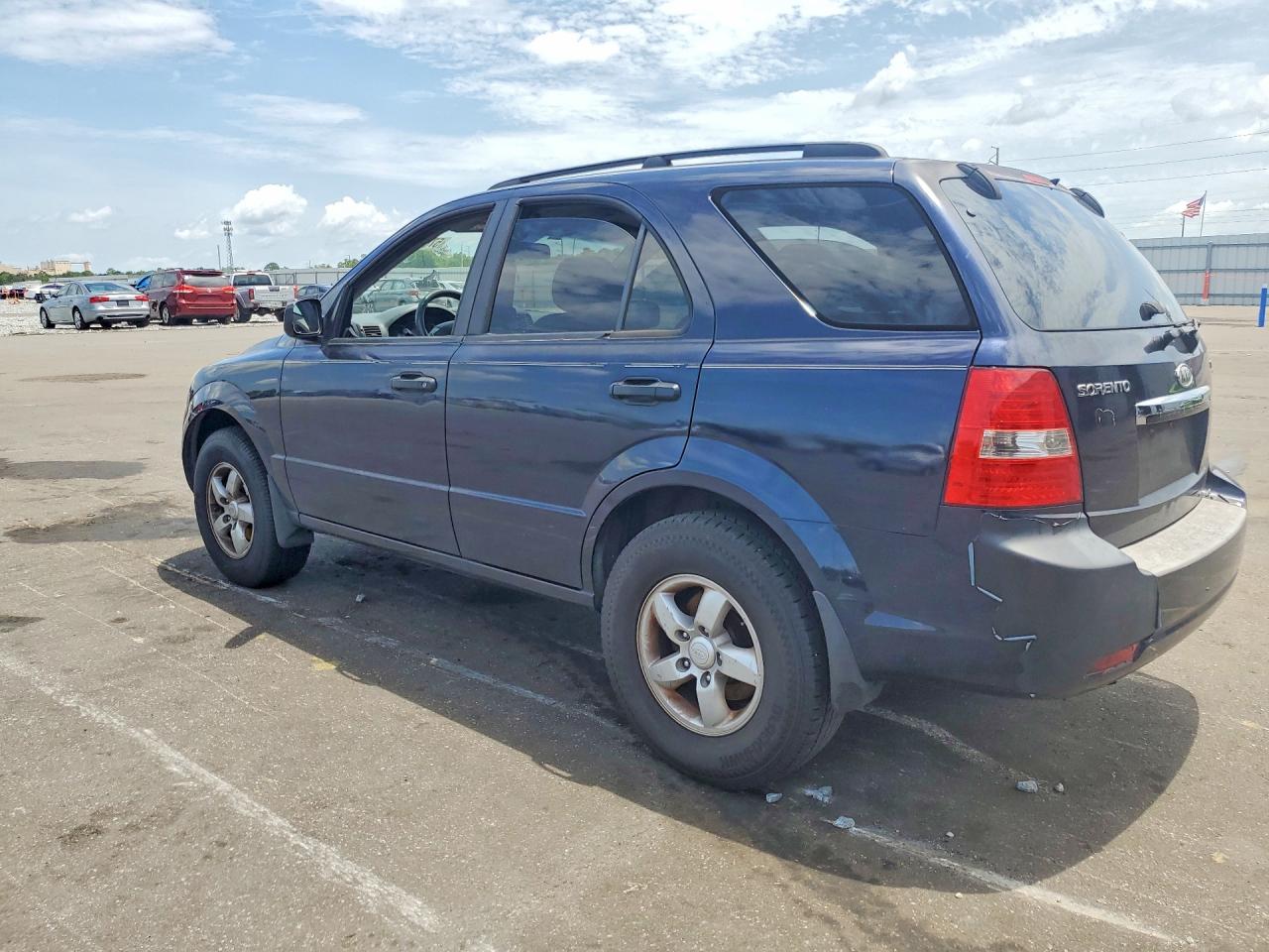 2008 Kia Sorento Base Blue vin: KNDJD735385855556