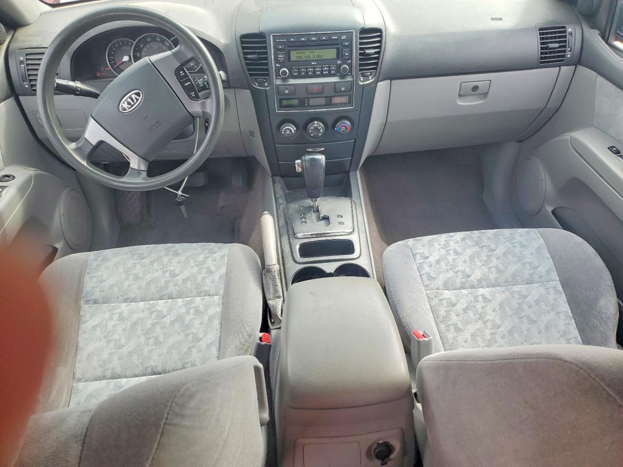 2008 Kia Sorento Base Maroon vin: KNDJD735485806155