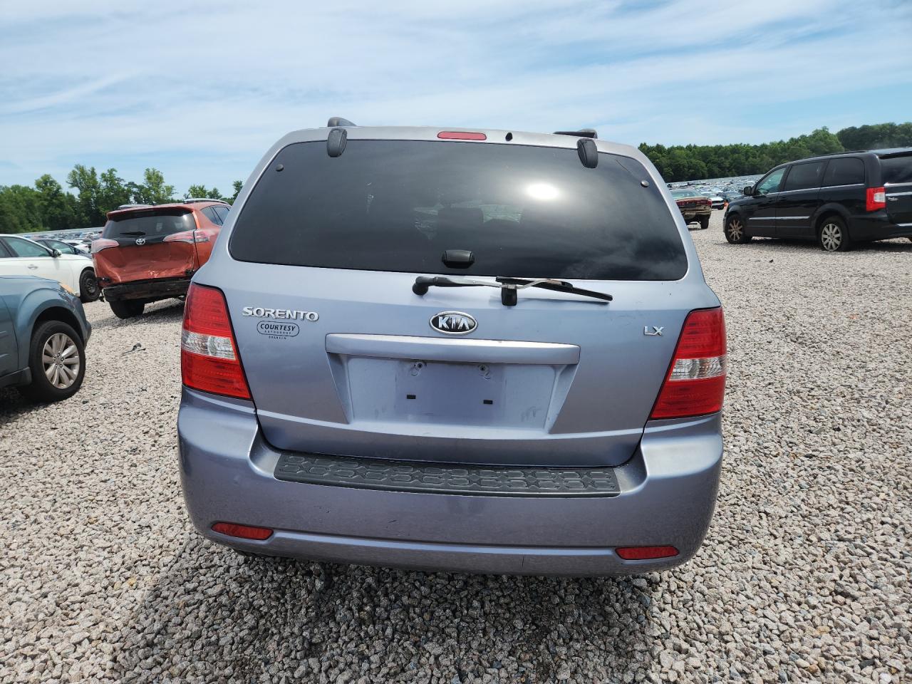 2009 Kia Sorento Base Blue vin: KNDJD735595896823