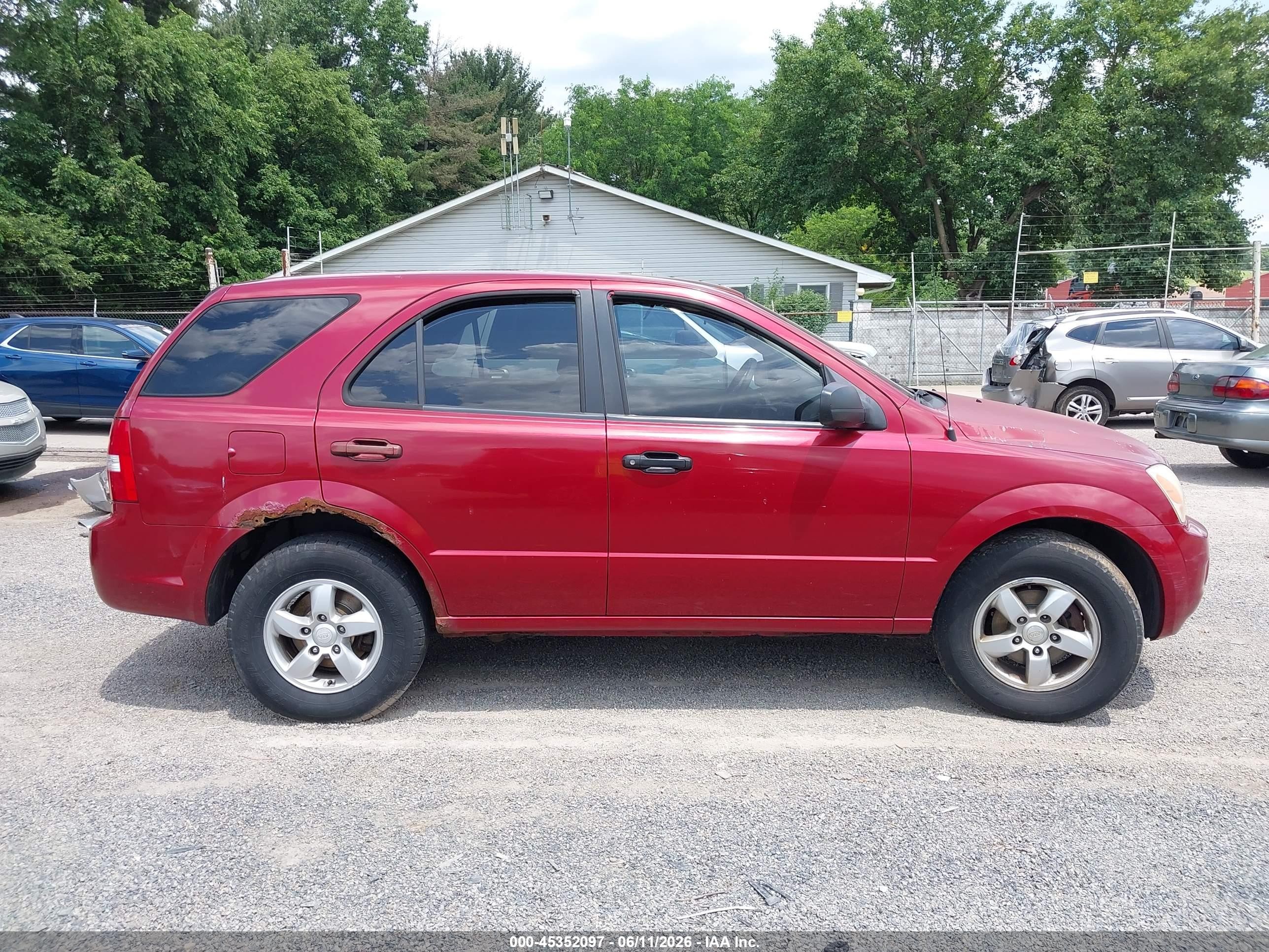 2008 Kia Sorento Lx Base Red vin: KNDJD735685837858