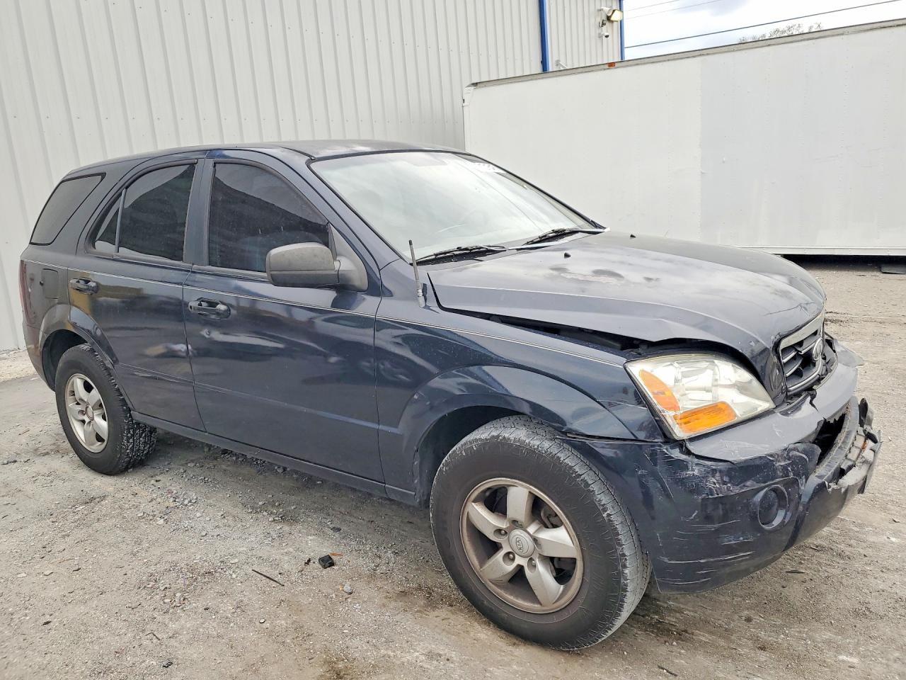 2008 Kia Sorento Base Blue vin: KNDJD735685857124