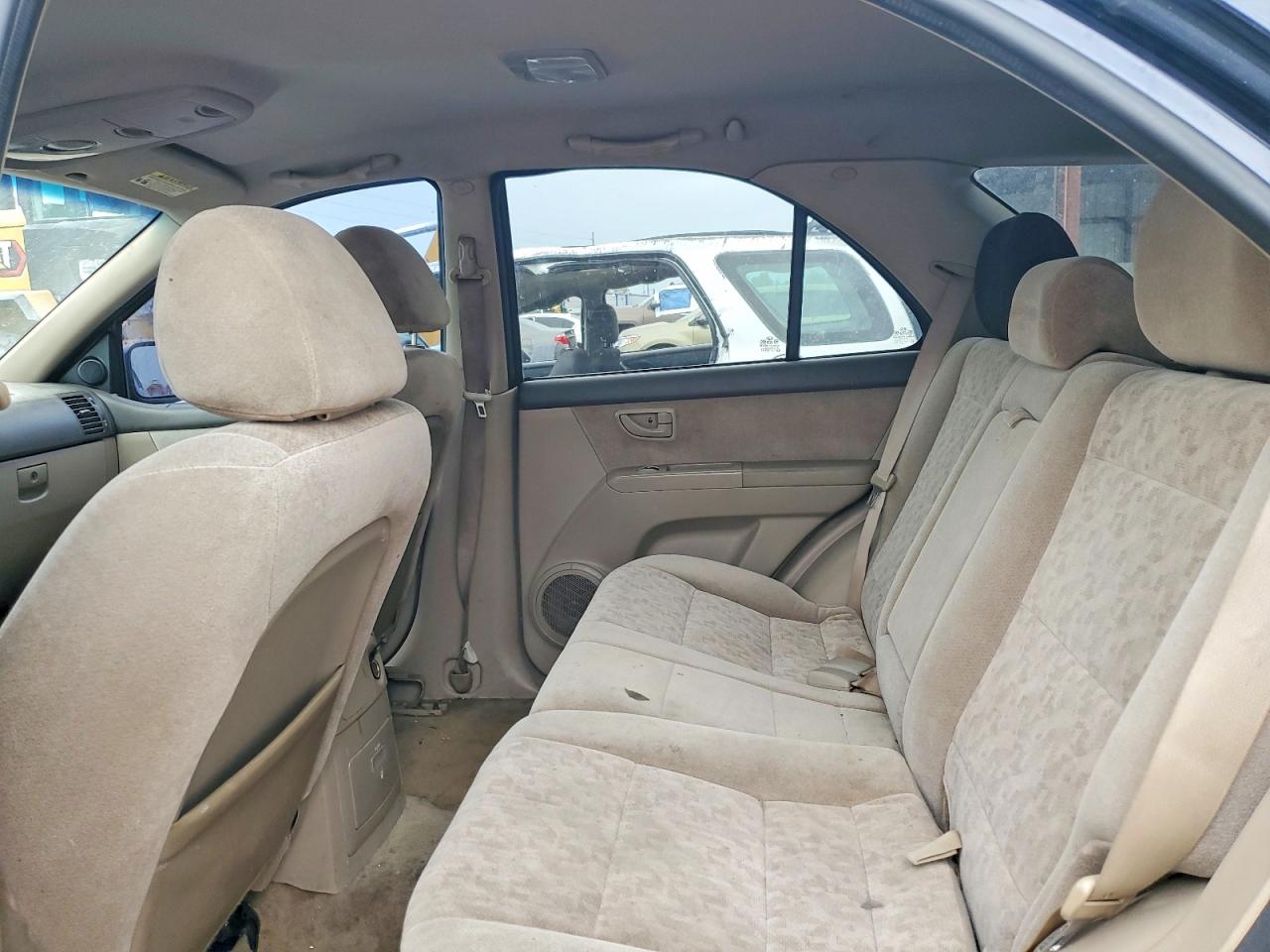 2008 Kia Sorento Base Blue vin: KNDJD735685857124
