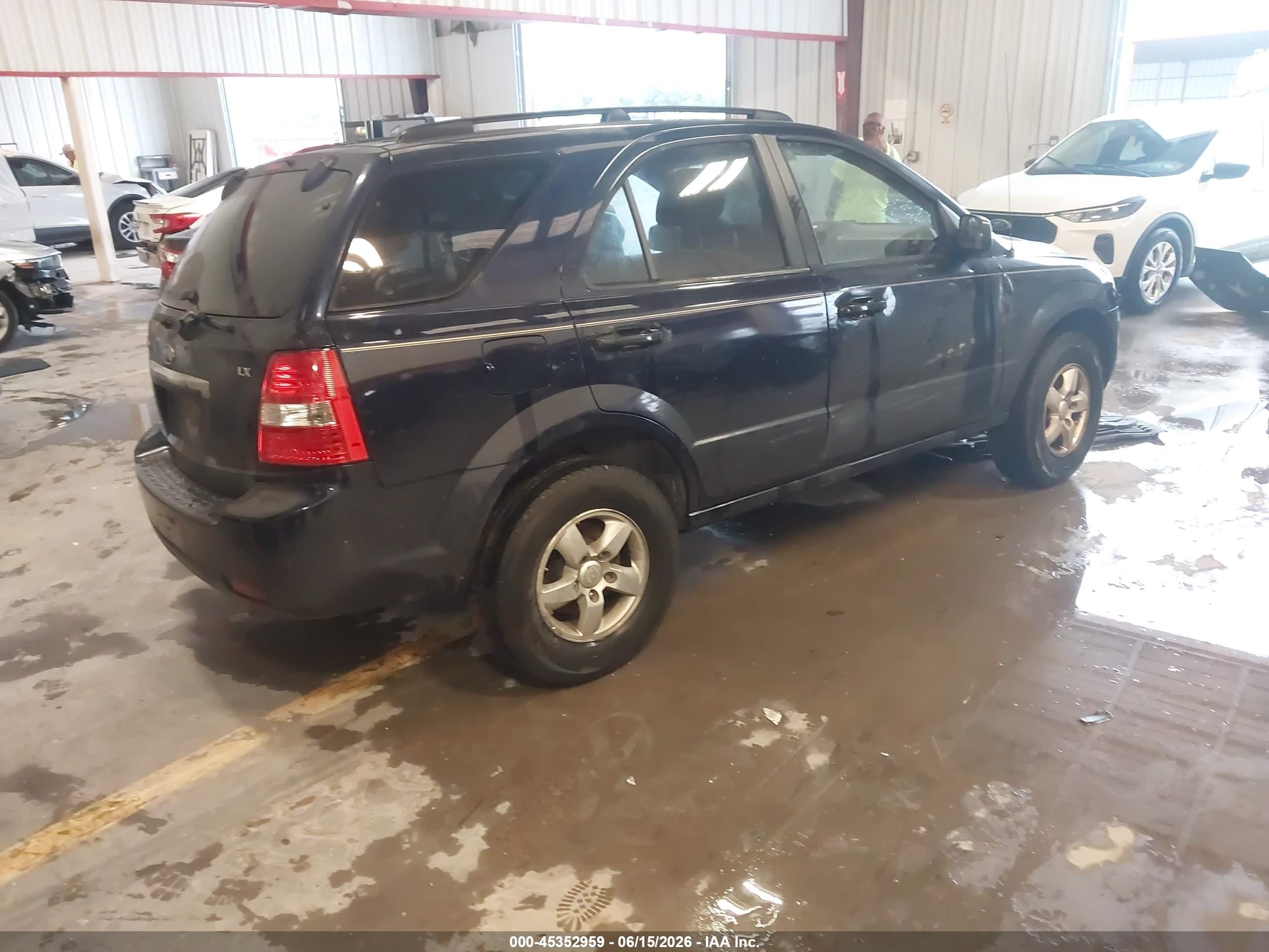 2008 Kia Sorento Lx Blue vin: KNDJD735785857245