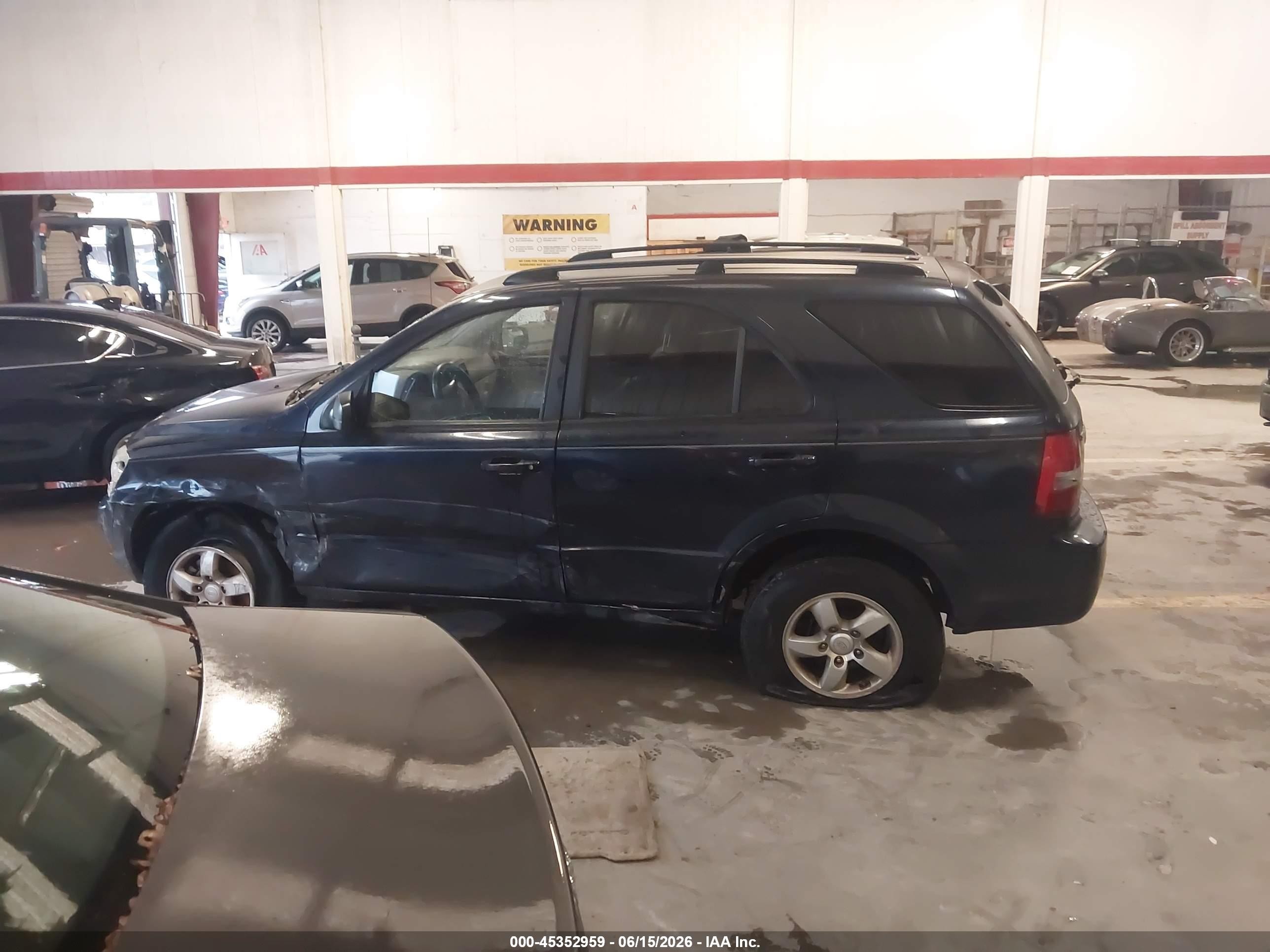 2008 Kia Sorento Lx Blue vin: KNDJD735785857245