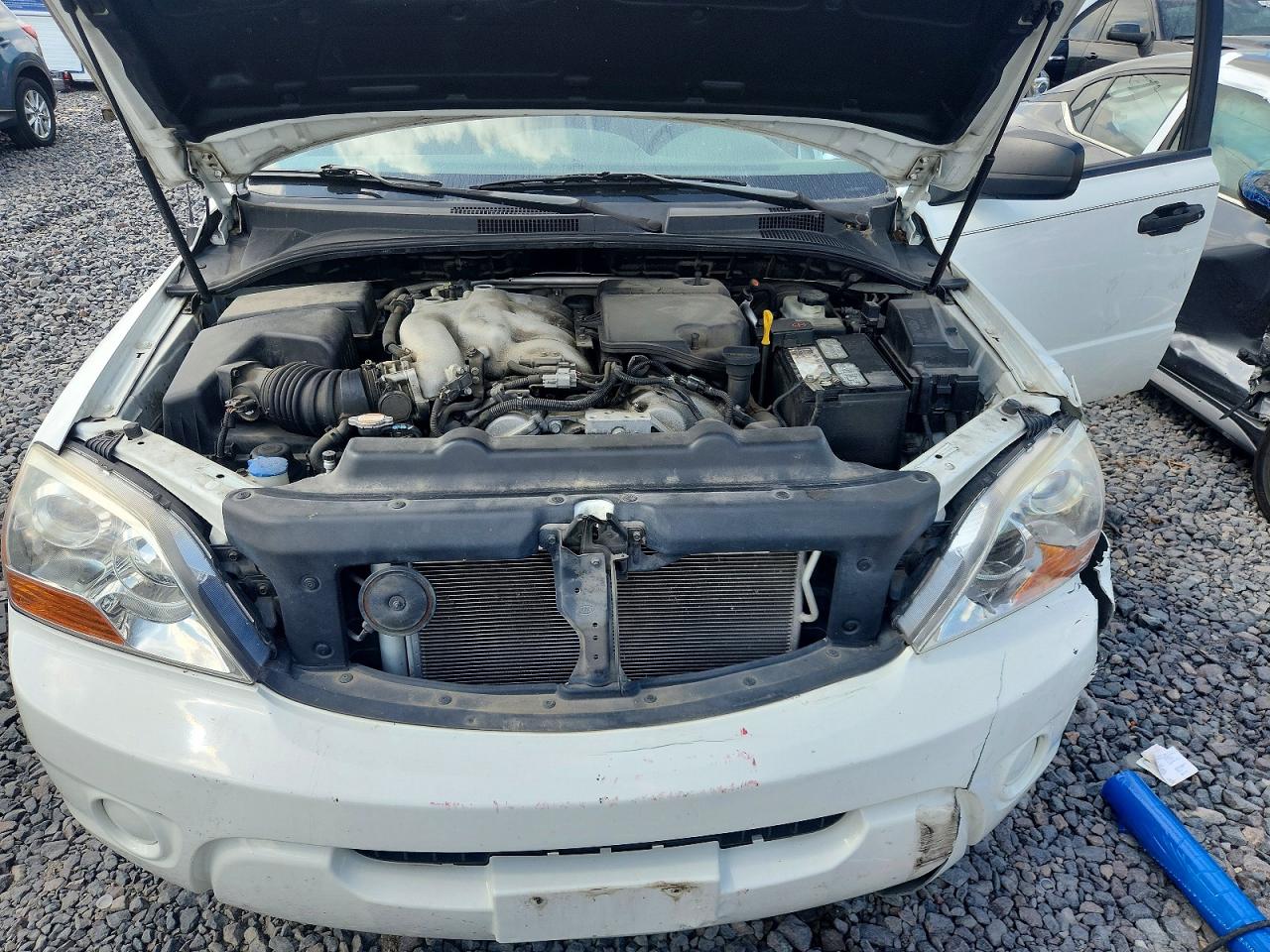 2009 Kia Sorento Base White vin: KNDJD735795871955