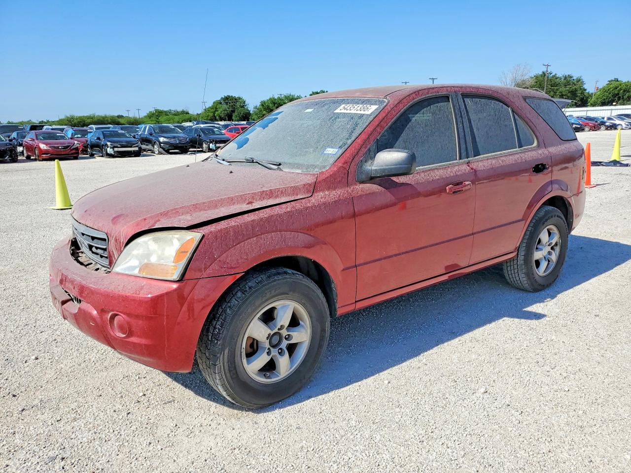 2008 Kia Sorento Base Maroon vin: KNDJD735885857092
