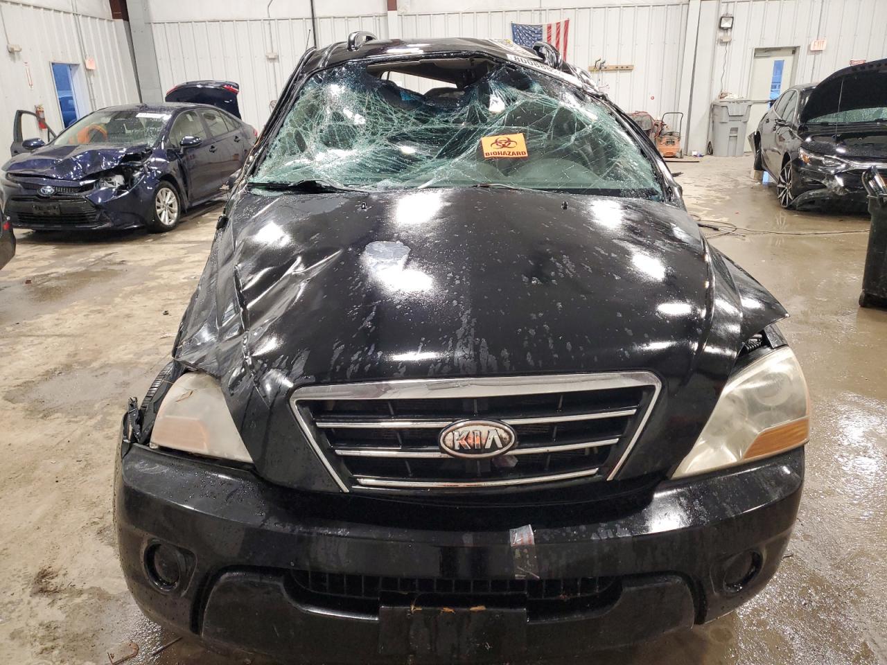2008 Kia Sorento Base Black vin: KNDJD735985808371