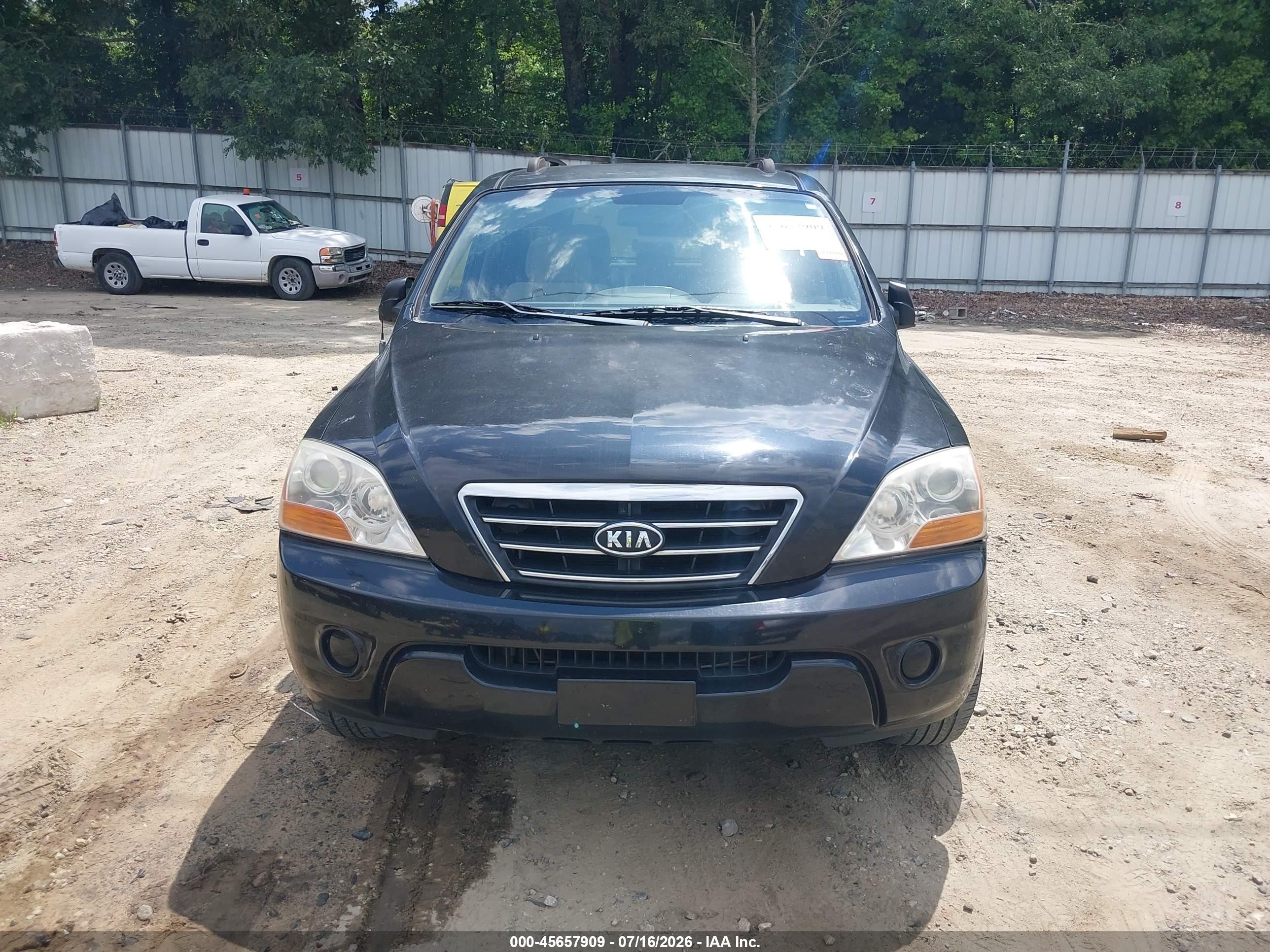 2008 Kia Sorento Lx Черный vin: KNDJD735985824991