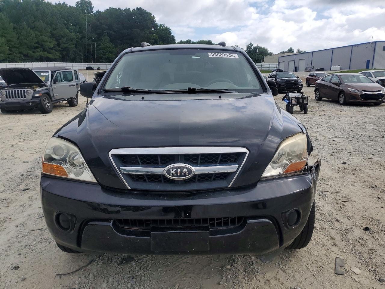 2009 Kia Sorento Base Black vin: KNDJD735995891799
