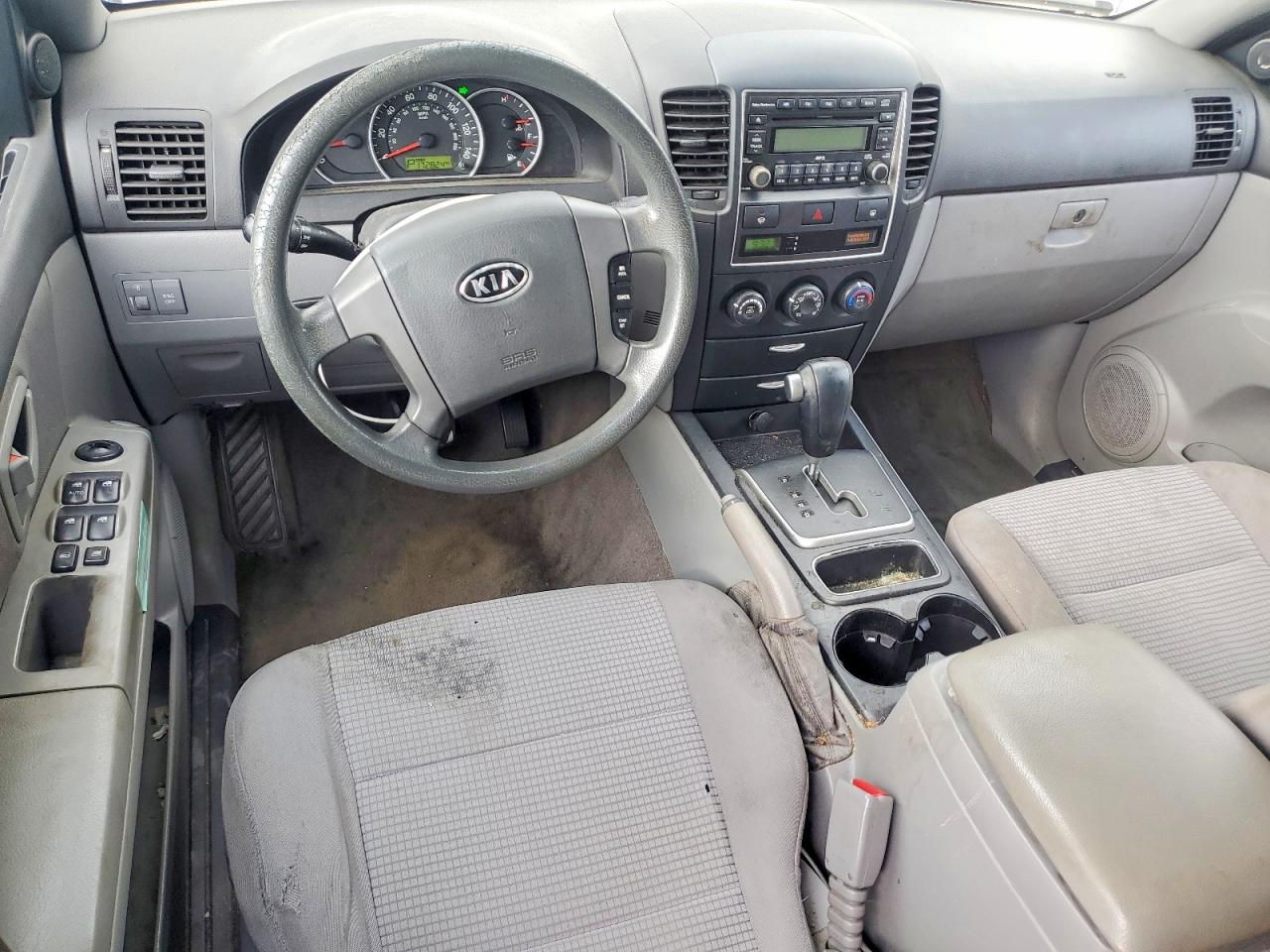 2009 Kia Sorento Base Black vin: KNDJD735995891799