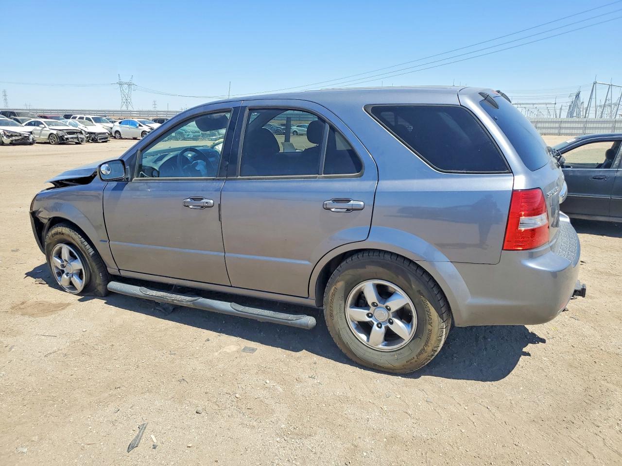 2008 Kia Sorento Base Gray vin: KNDJD735X85798028
