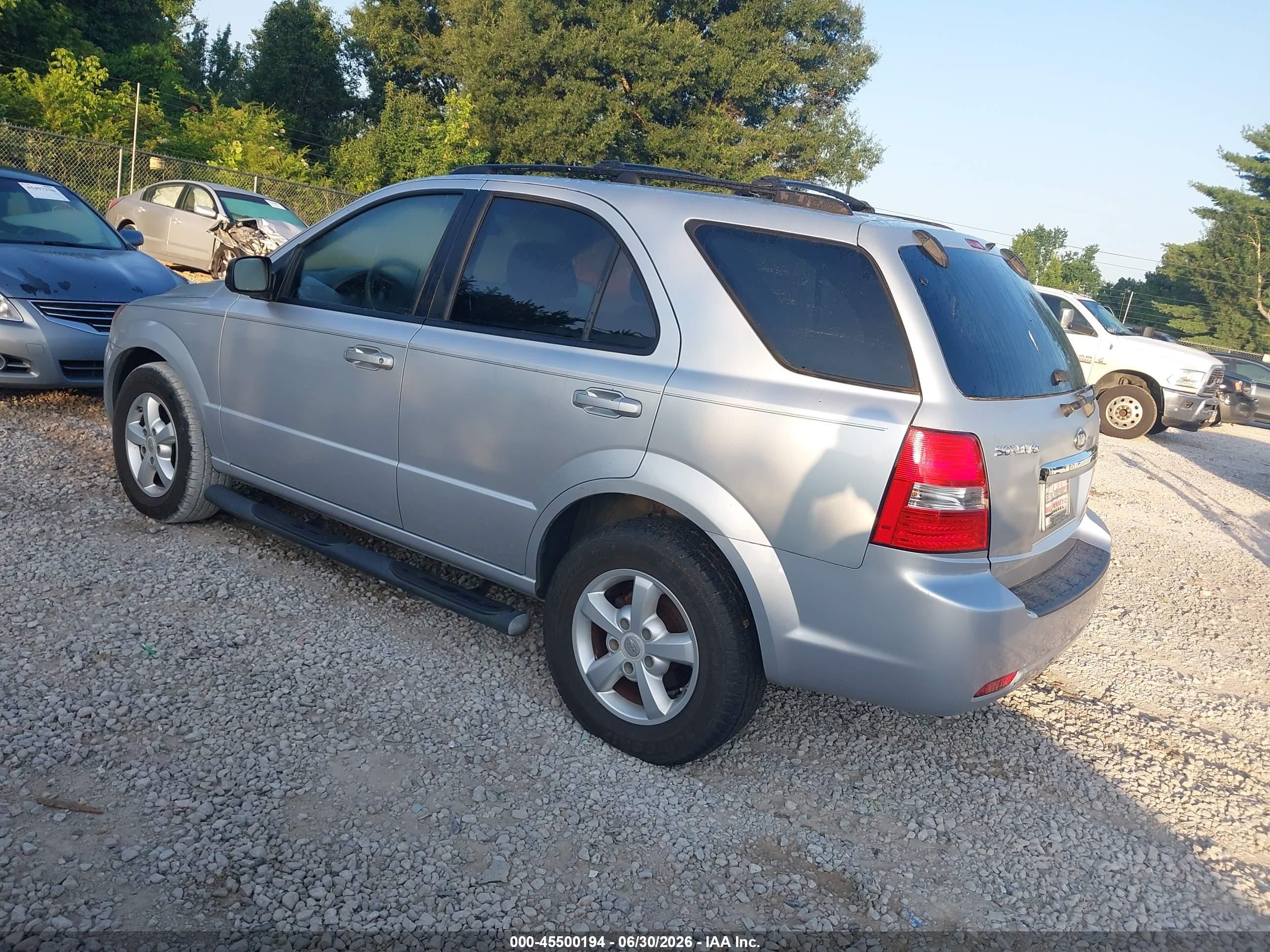 2007 Kia Sorento Lx Серебряный vin: KNDJD736075675748