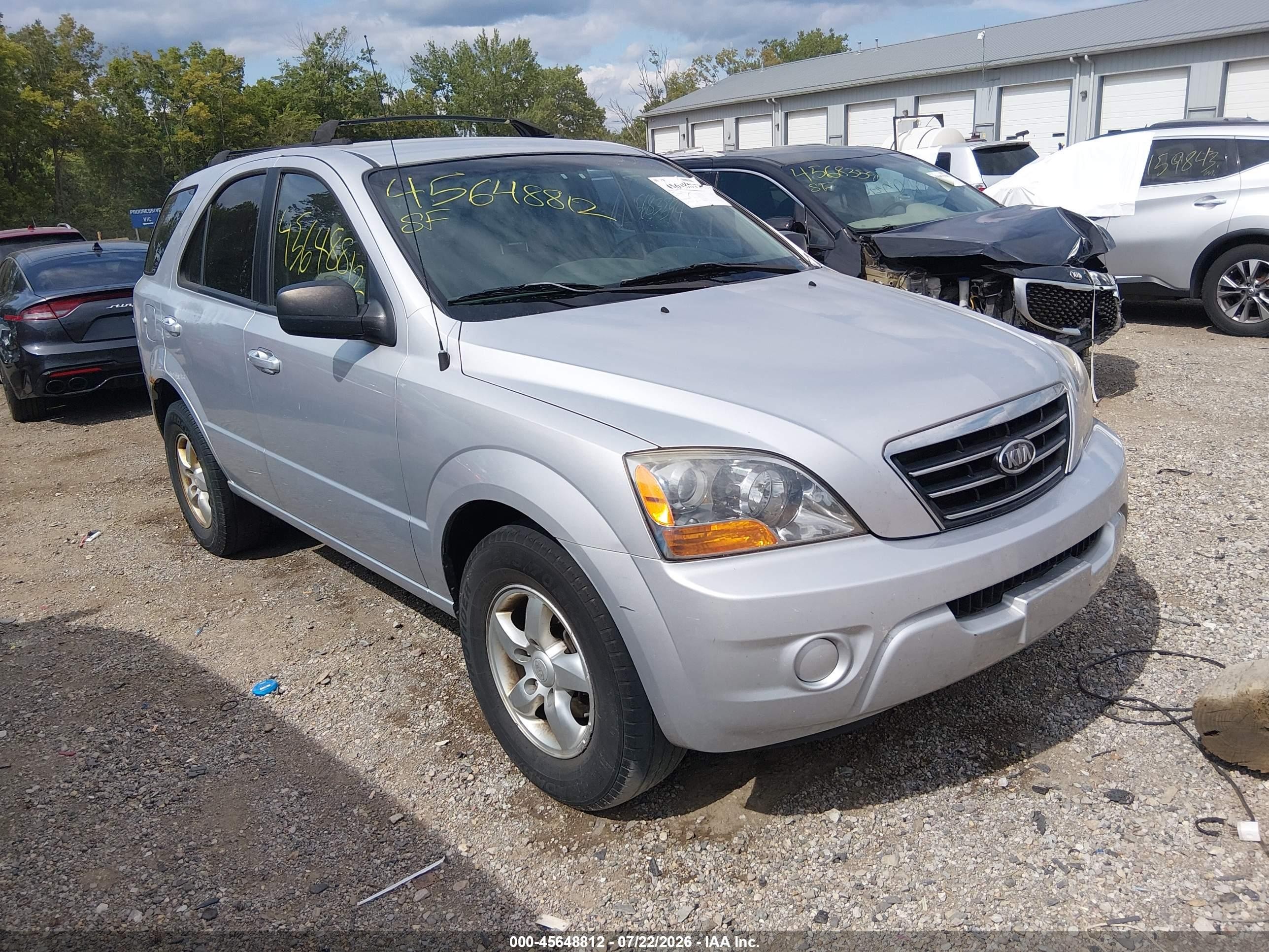 2007 Kia Sorento   Silver vin: KNDJD736075716735