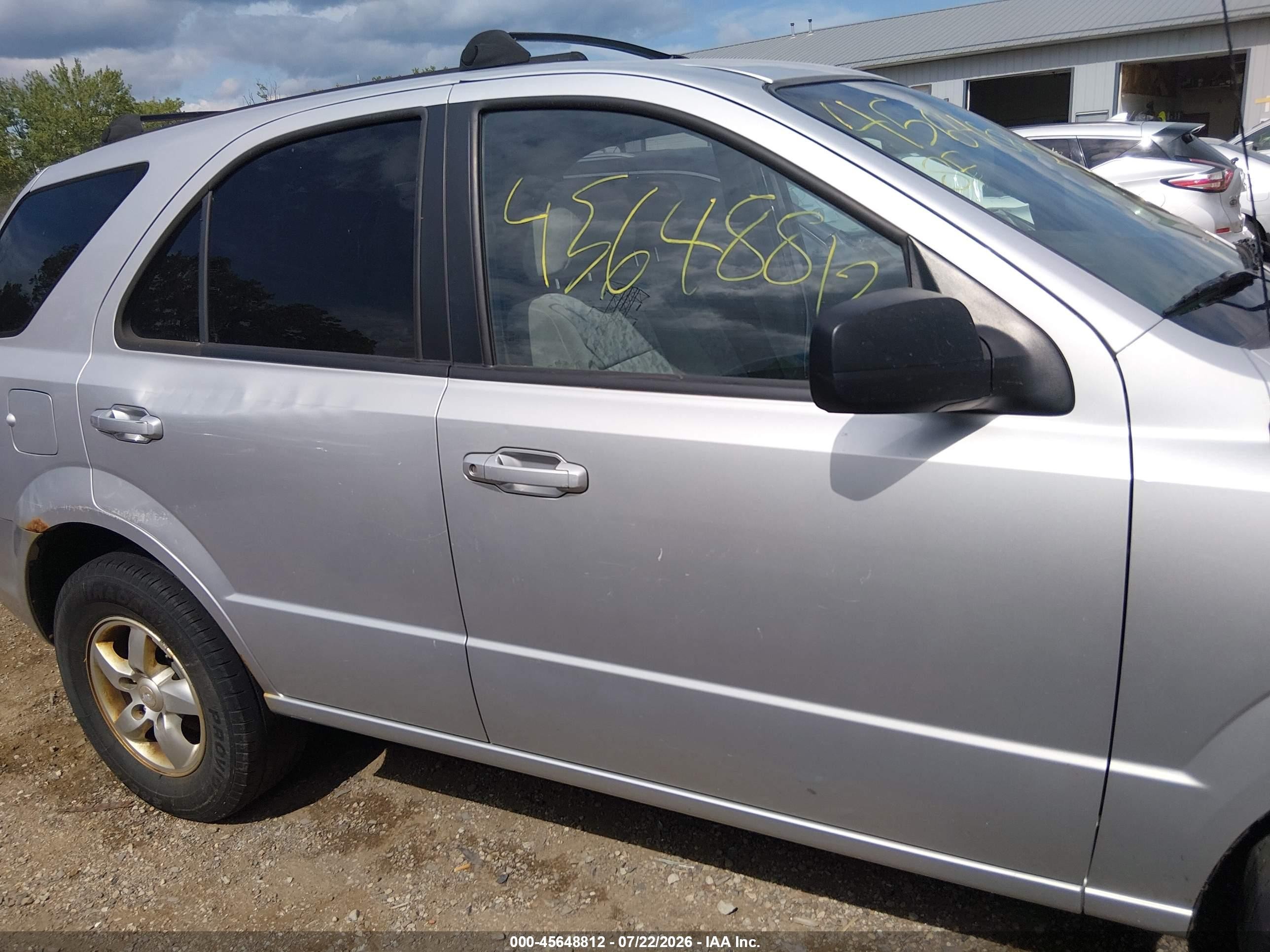 2007 Kia Sorento   Серебряный vin: KNDJD736075716735