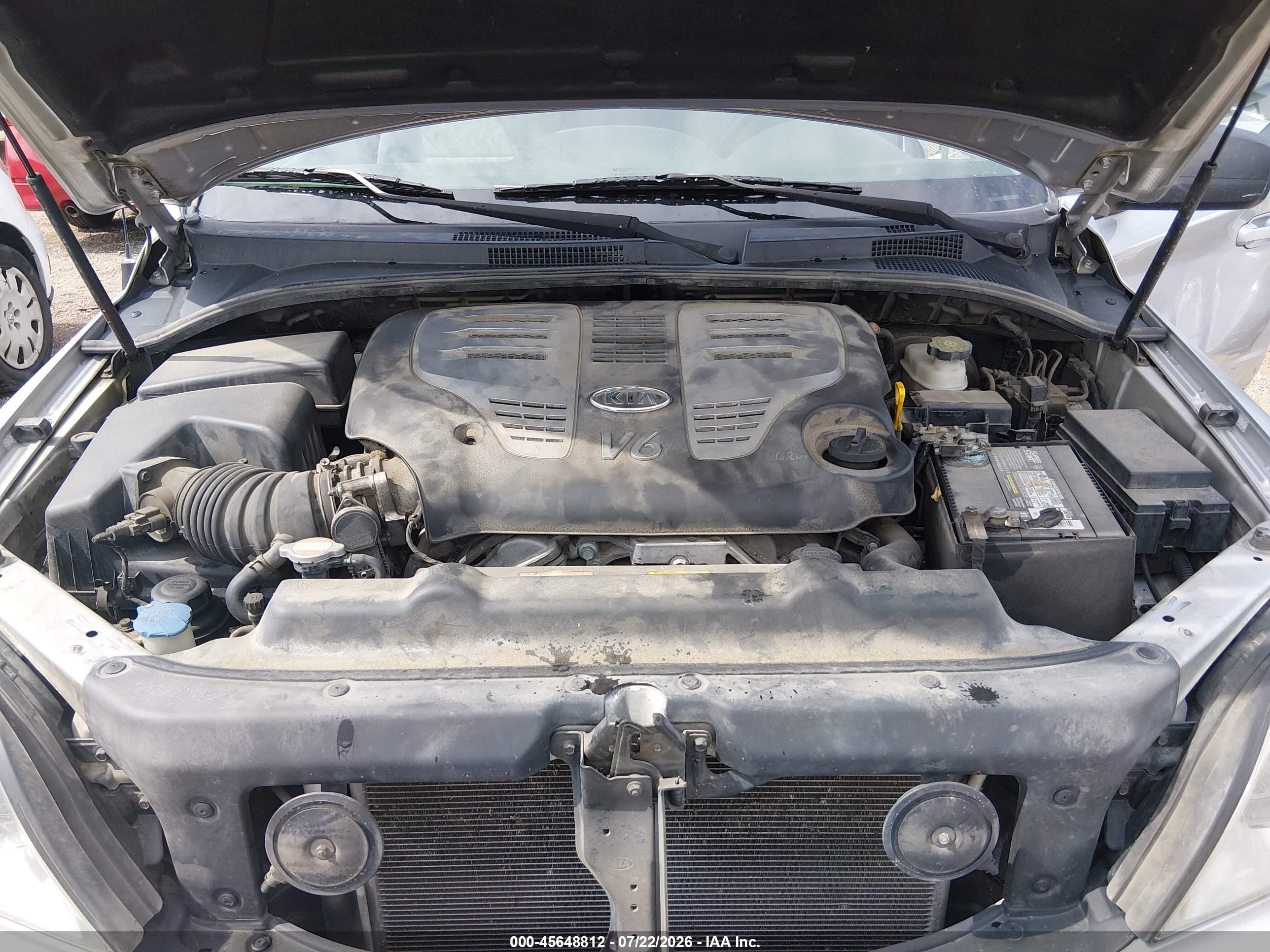 2007 Kia Sorento   Серебряный vin: KNDJD736075716735