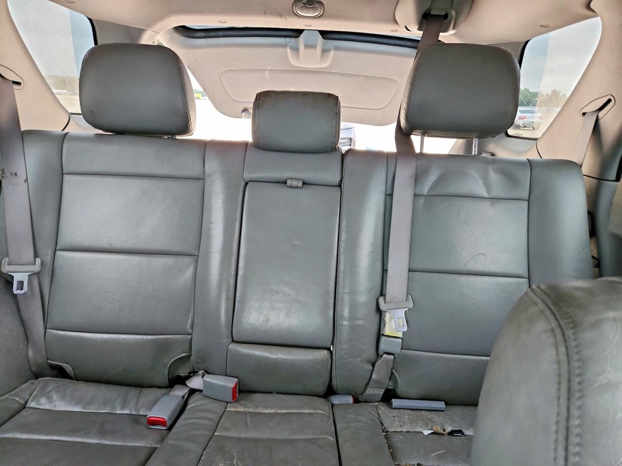 2007 Kia Sorento Base Green vin: KNDJD736175707073