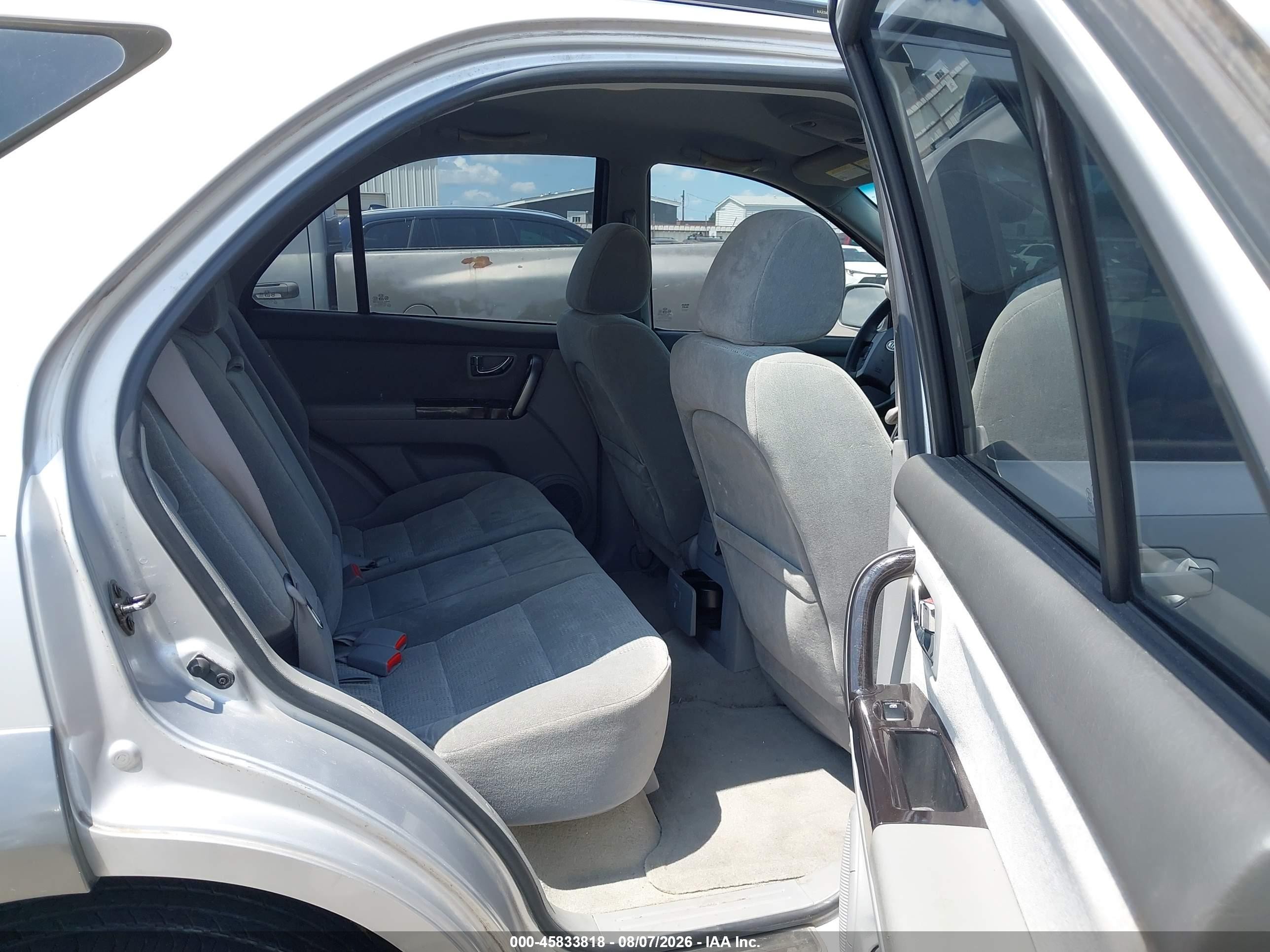2007 Kia Sorento Ex Silver vin: KNDJD736375666543