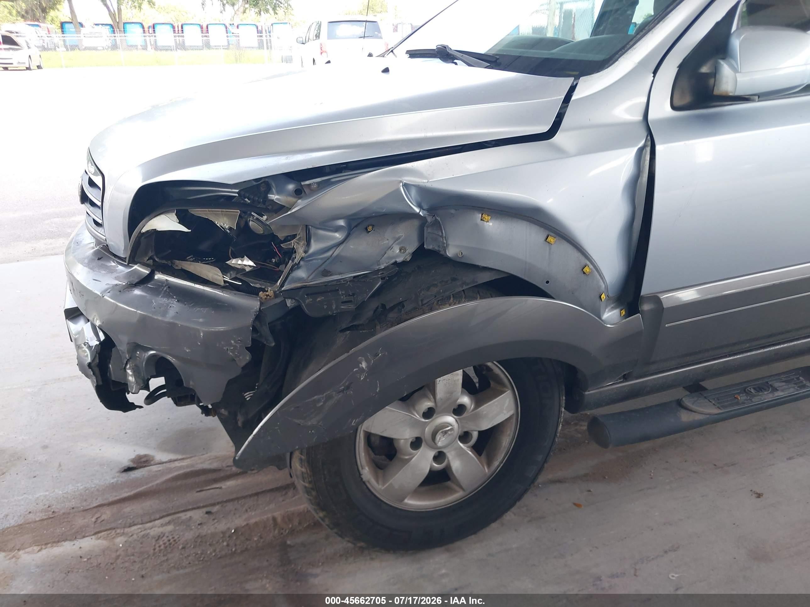 2008 Kia Sorento Ex Silver vin: KNDJD736385789387