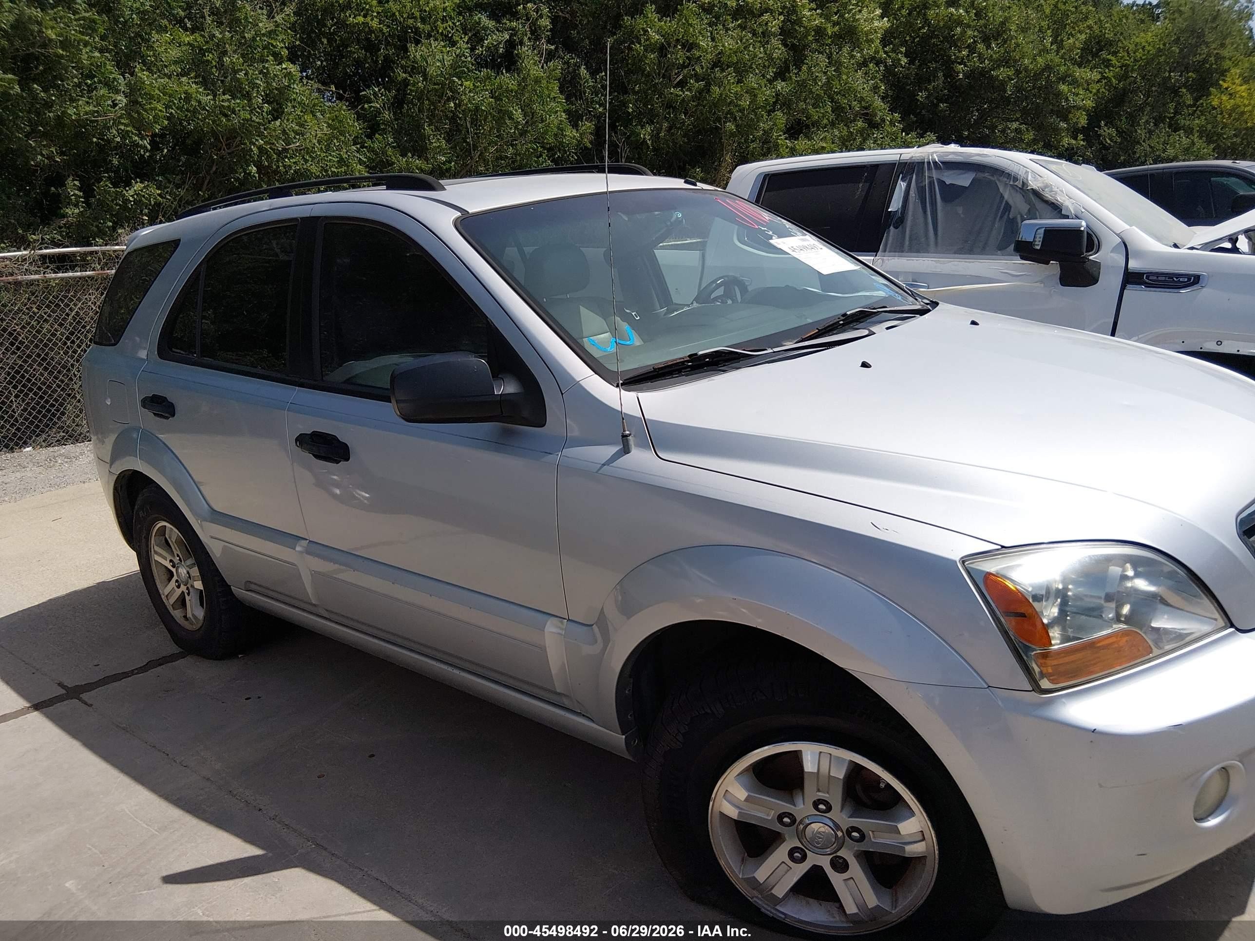 2007 Kia Sorento Ex Silver vin: KNDJD736475667118