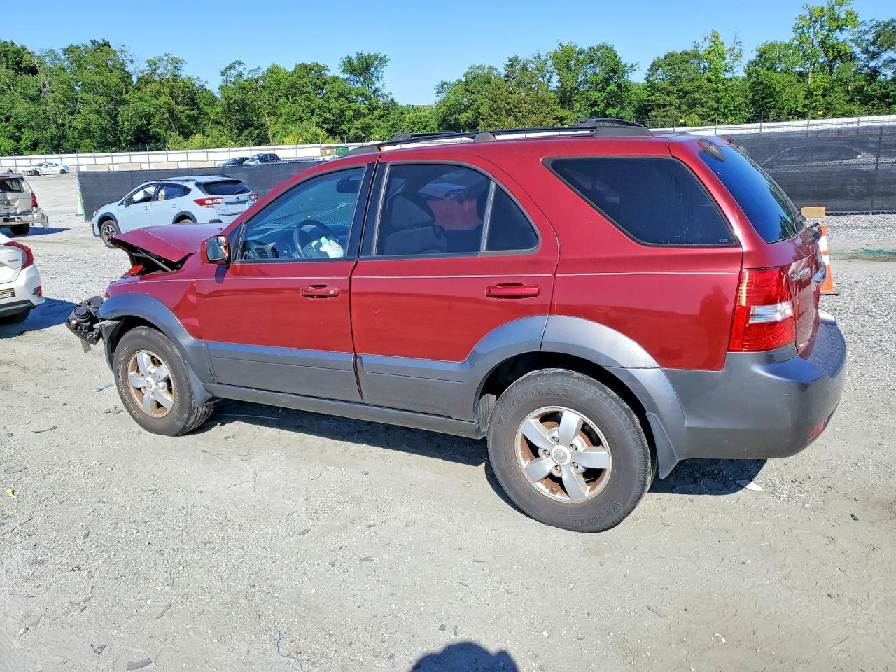 2007 Kia Sorento Base Красный vin: KNDJD736575711076