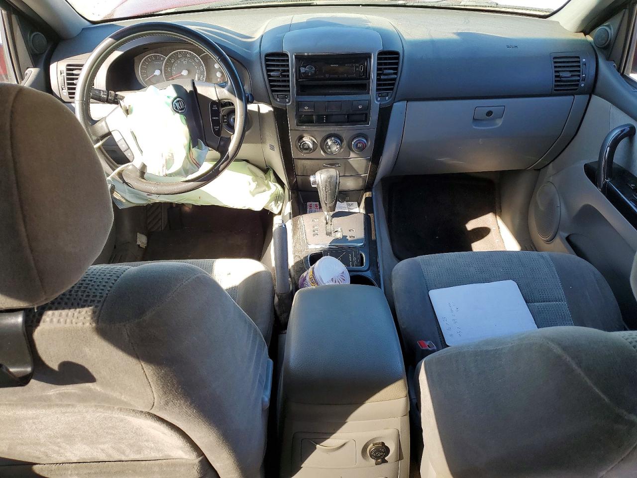 2007 Kia Sorento Base Красный vin: KNDJD736575711076