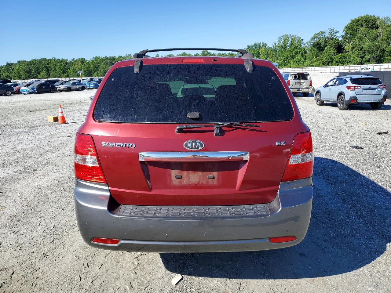 2007 Kia Sorento Base Красный vin: KNDJD736575711076