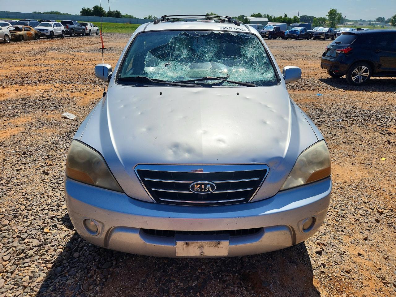 2007 Kia Sorento Base Gray vin: KNDJD736775700189