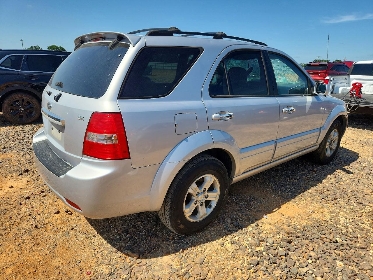 2007 Kia Sorento Base Gray vin: KNDJD736775700189