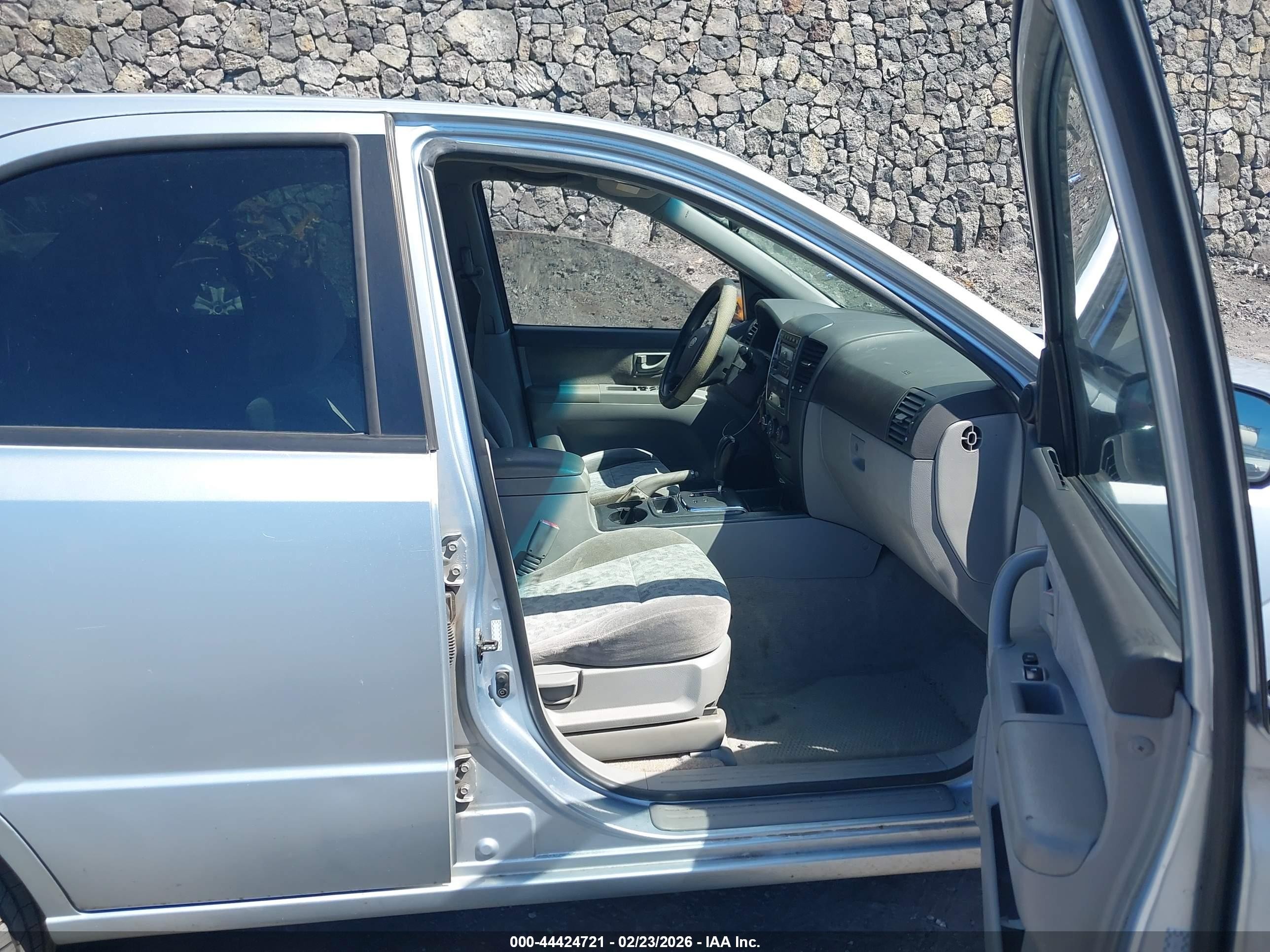 2007 Kia Sorento   Blue vin: KNDJD736875715381