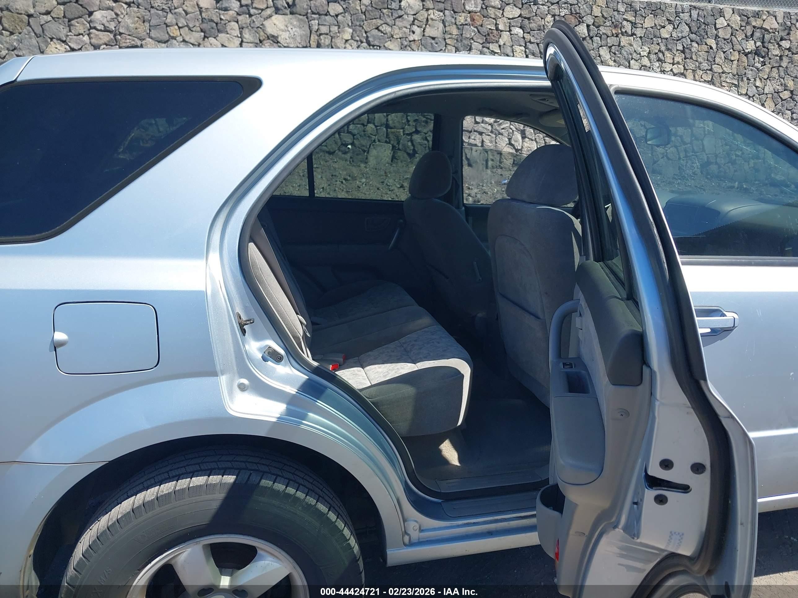 2007 Kia Sorento   Blue vin: KNDJD736875715381