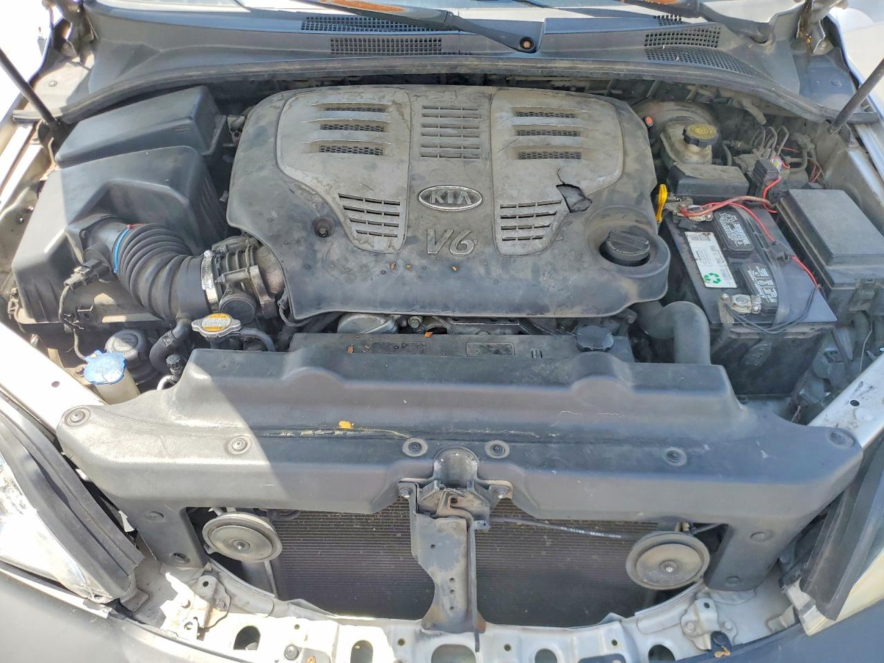 2007 Kia Sorento Base Silver vin: KNDJD736975665560