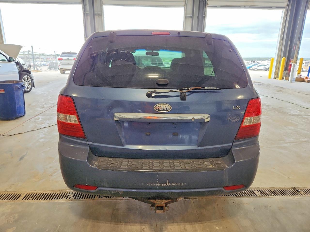 2007 Kia Sorento Base Blue vin: KNDJD736975730214