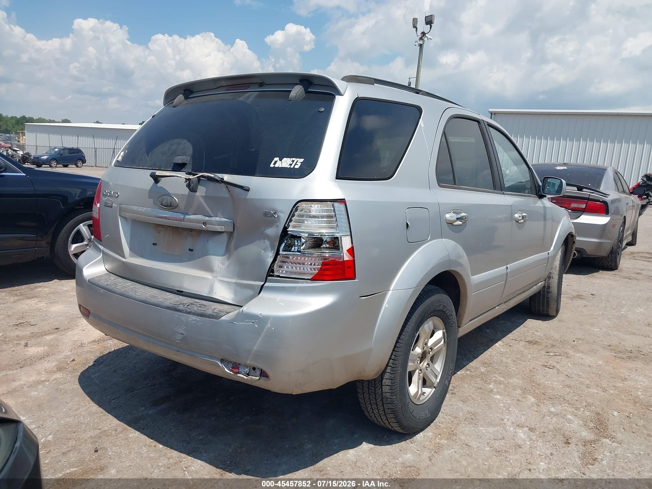 2008 Kia Sorento Ex Silver vin: KNDJD736985805656
