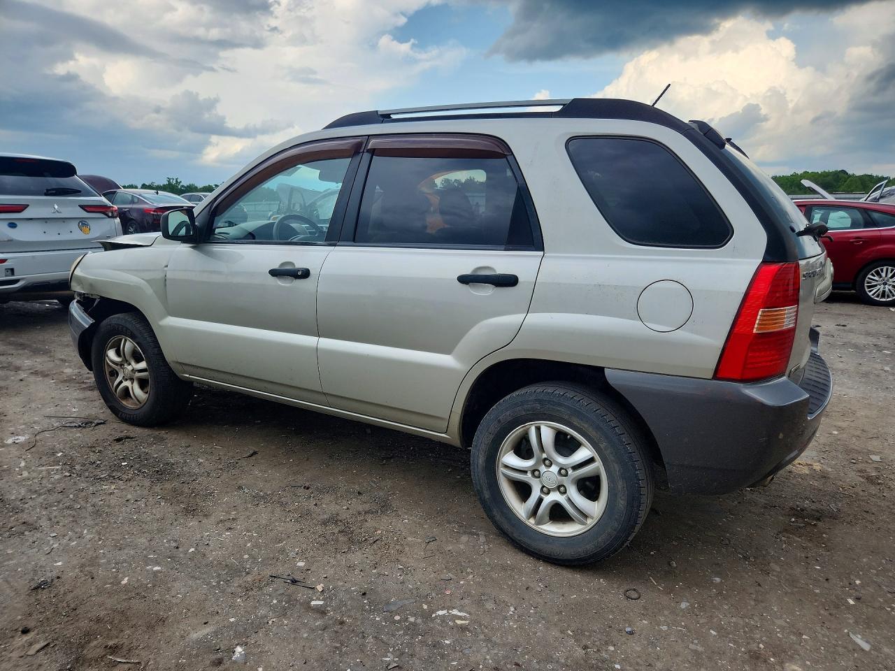 2008 Kia Sportage Lx Beige vin: KNDJE723087486012