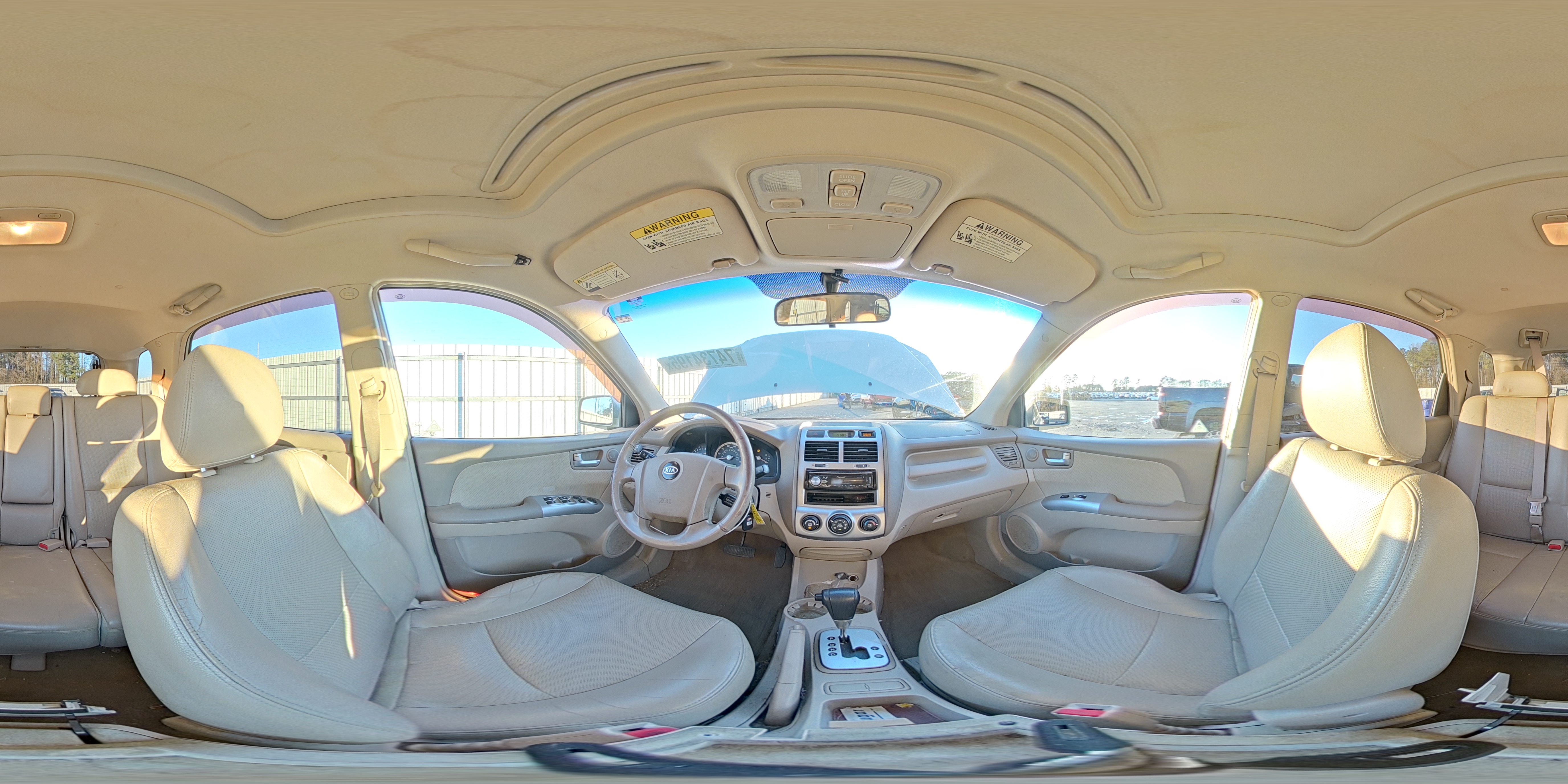 2006 Kia New Sportage Beige vin: KNDJE723167214288