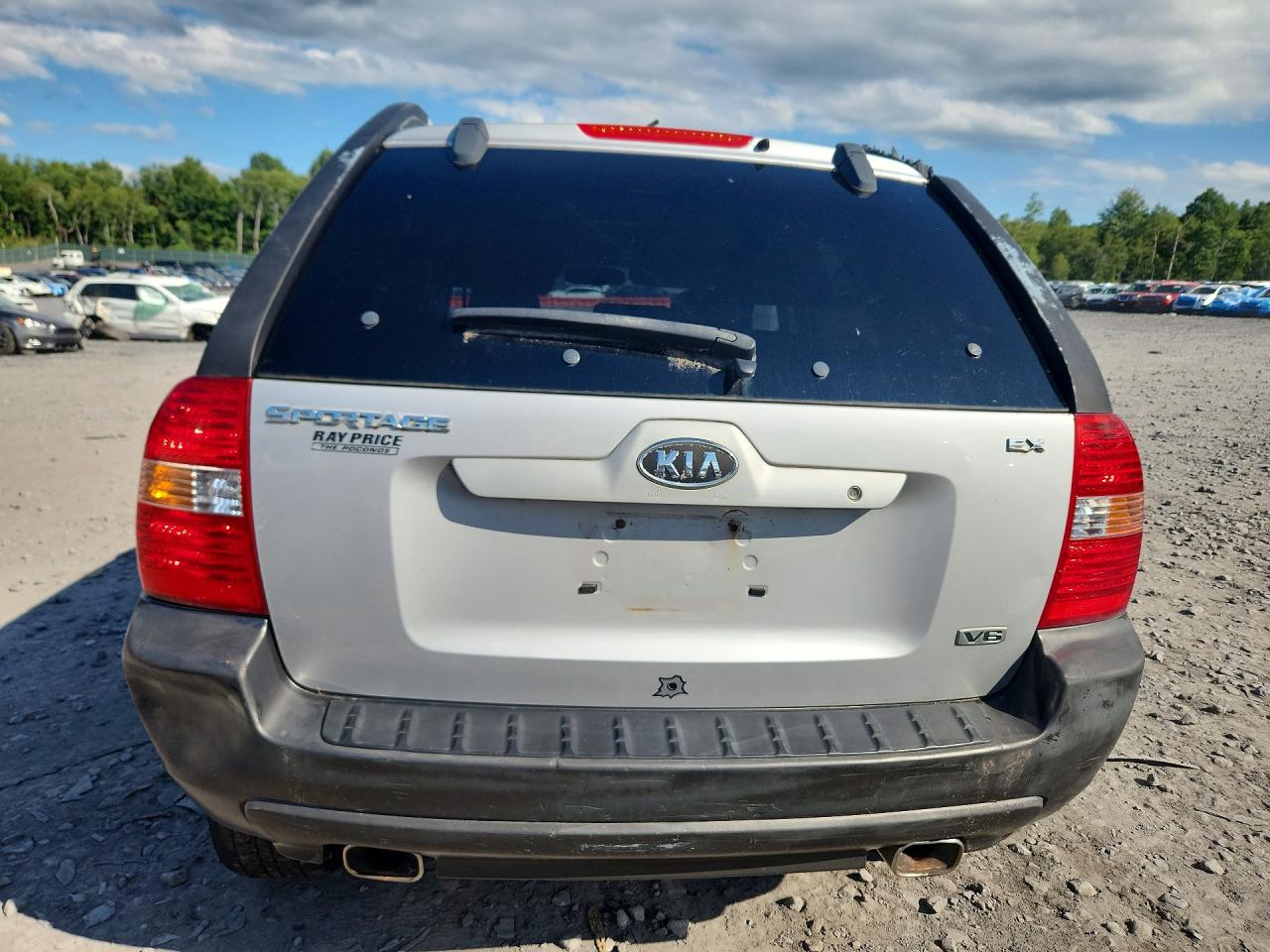 2005 Kia Sportage Lx Silver vin: KNDJE723257070670