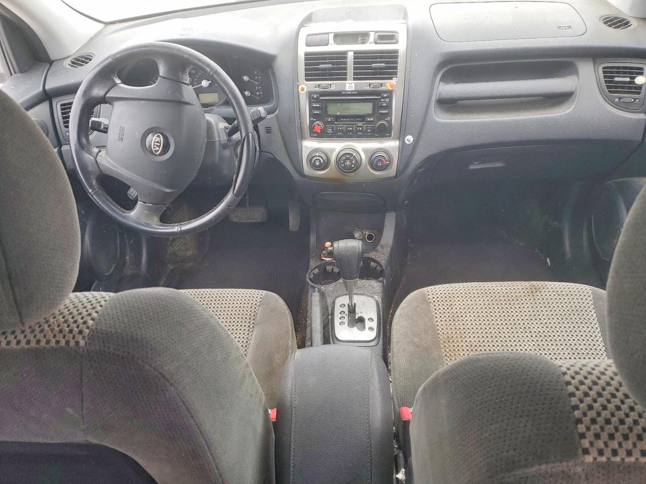2005 Kia New Sportage Серый vin: KNDJE723357071679