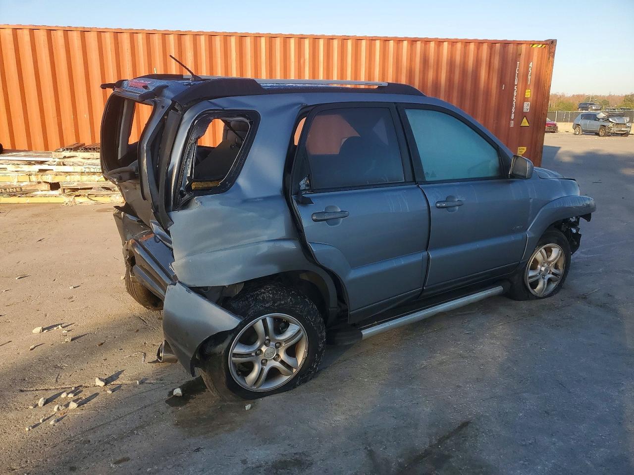2006 Kia New Sportage Gray vin: KNDJE723367226488